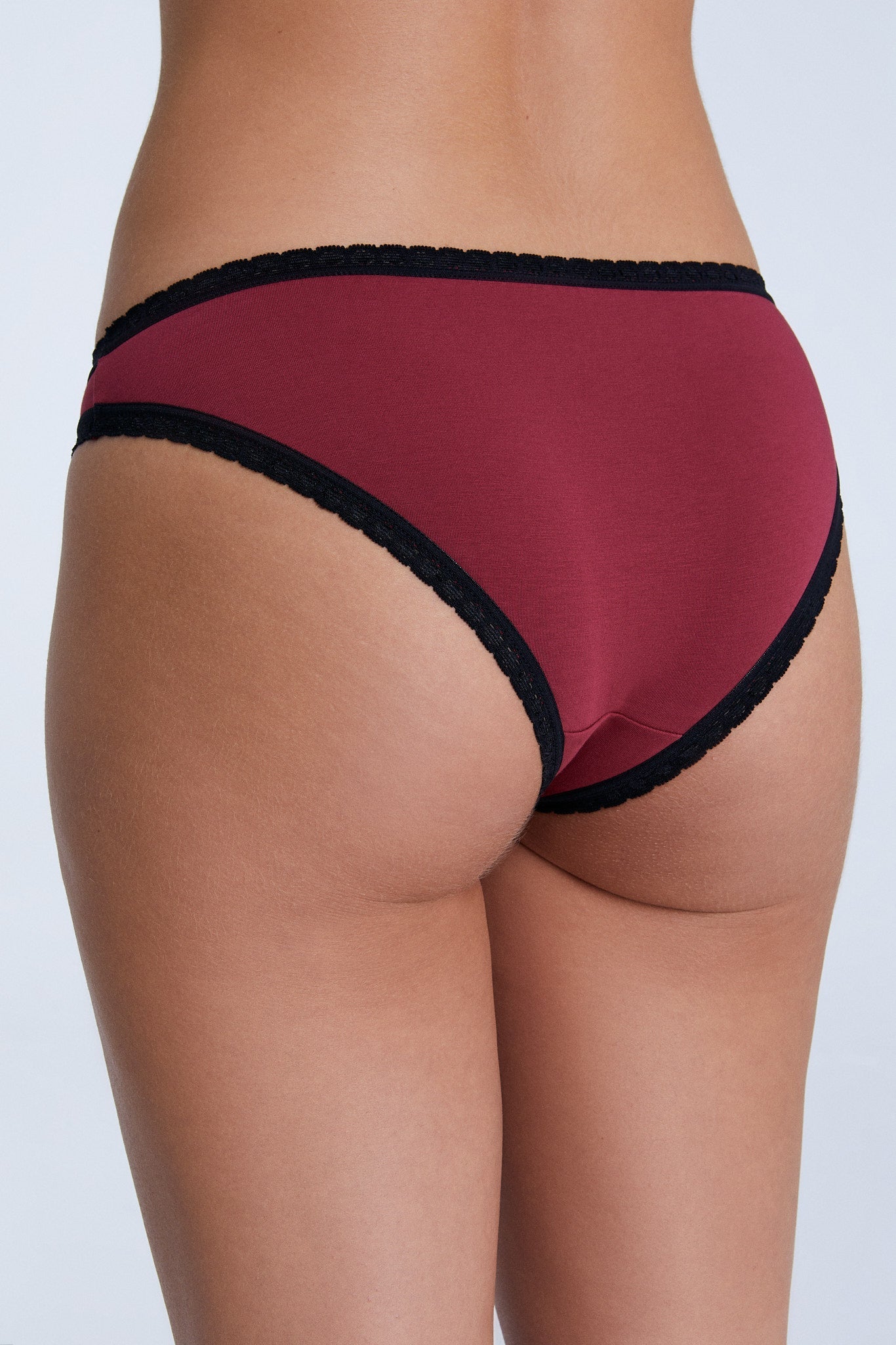 1111-079 | Damen Slip - Tibetrot