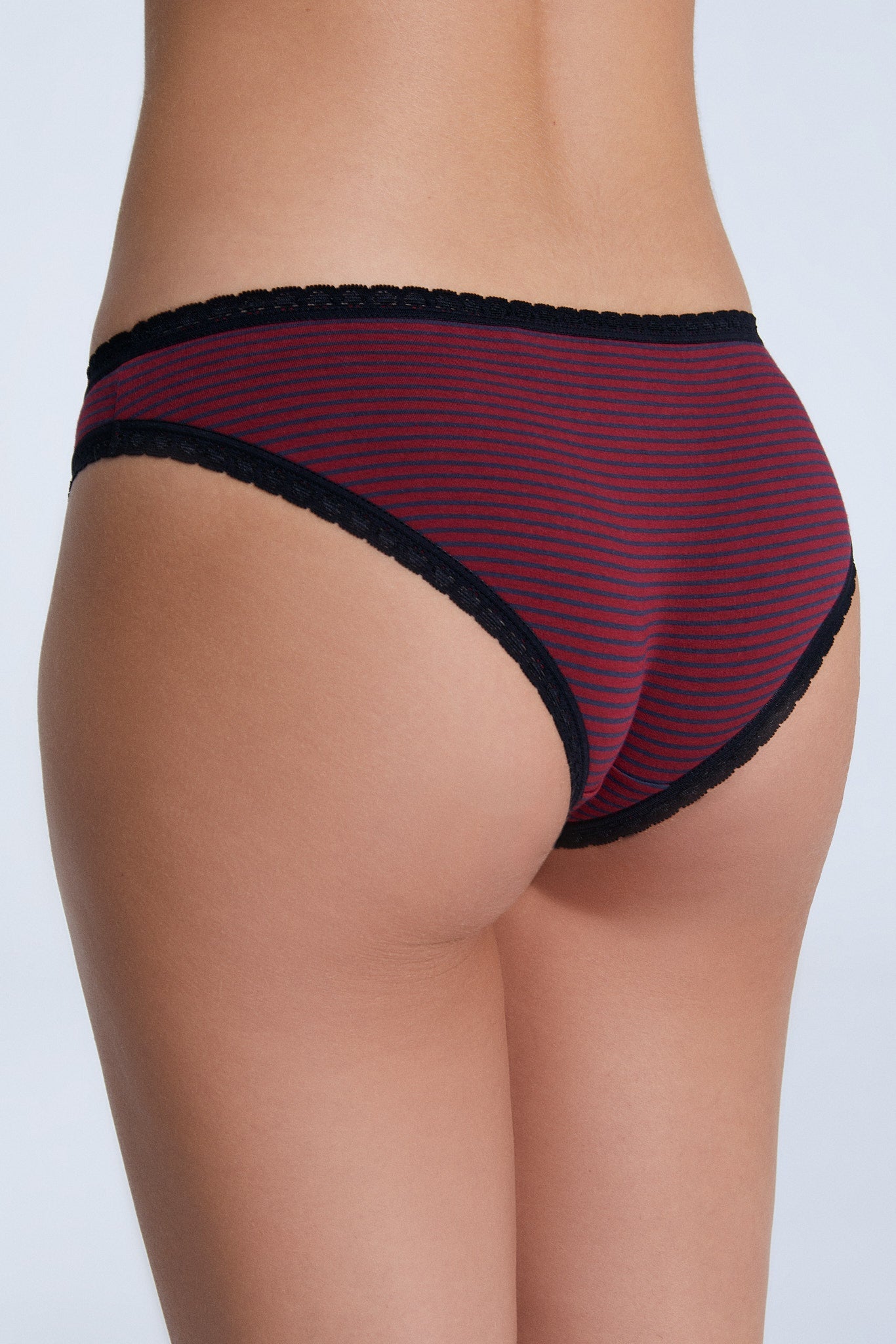1111-081 | Damen Slip - Tibetrot/Navy Gestreift
