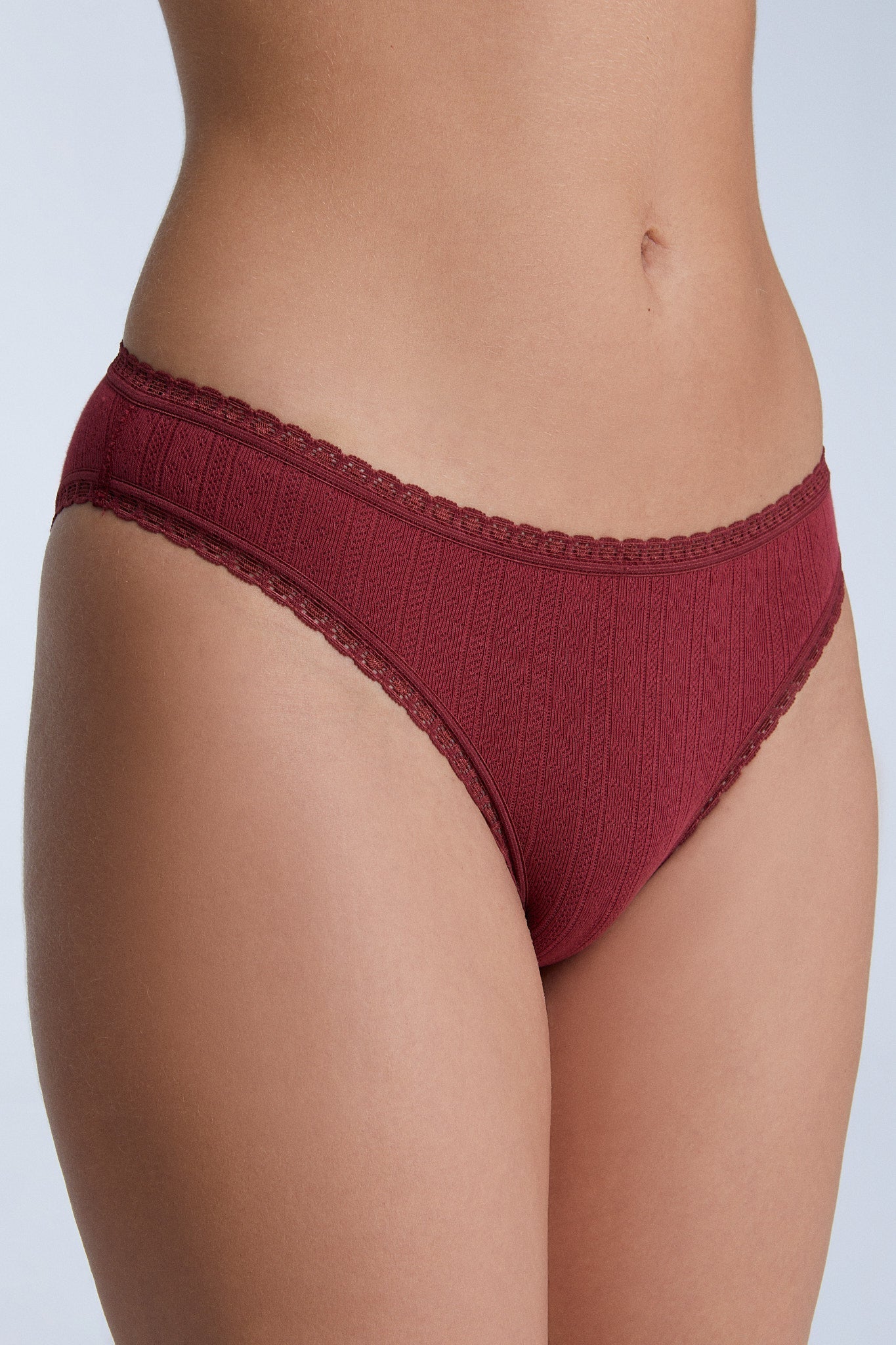 1163-079 | Jacquard Slip mit Spitze - Tibetrot