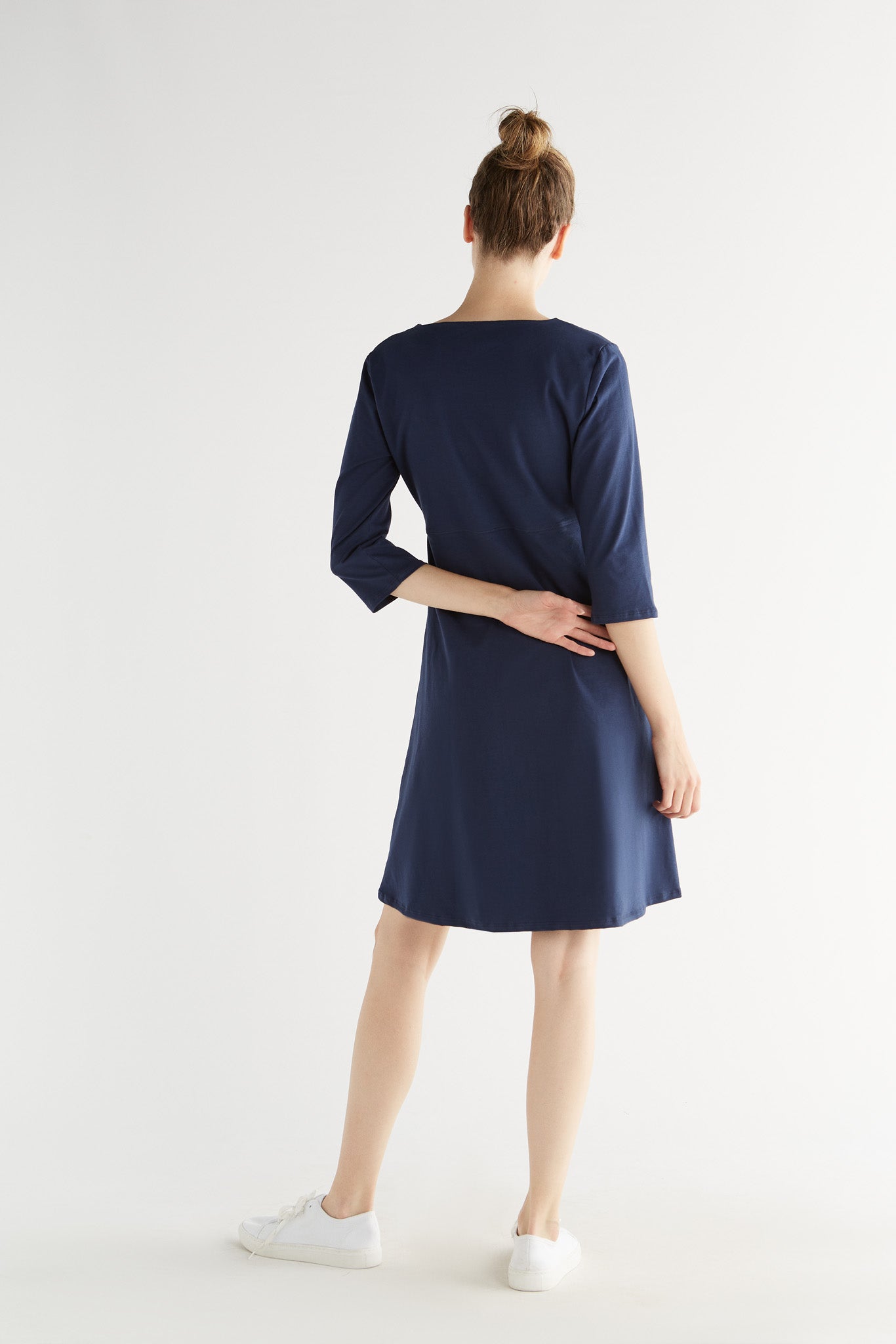 1737-060 | 3/4 Arm V-Neck Kleid - Admiralblau