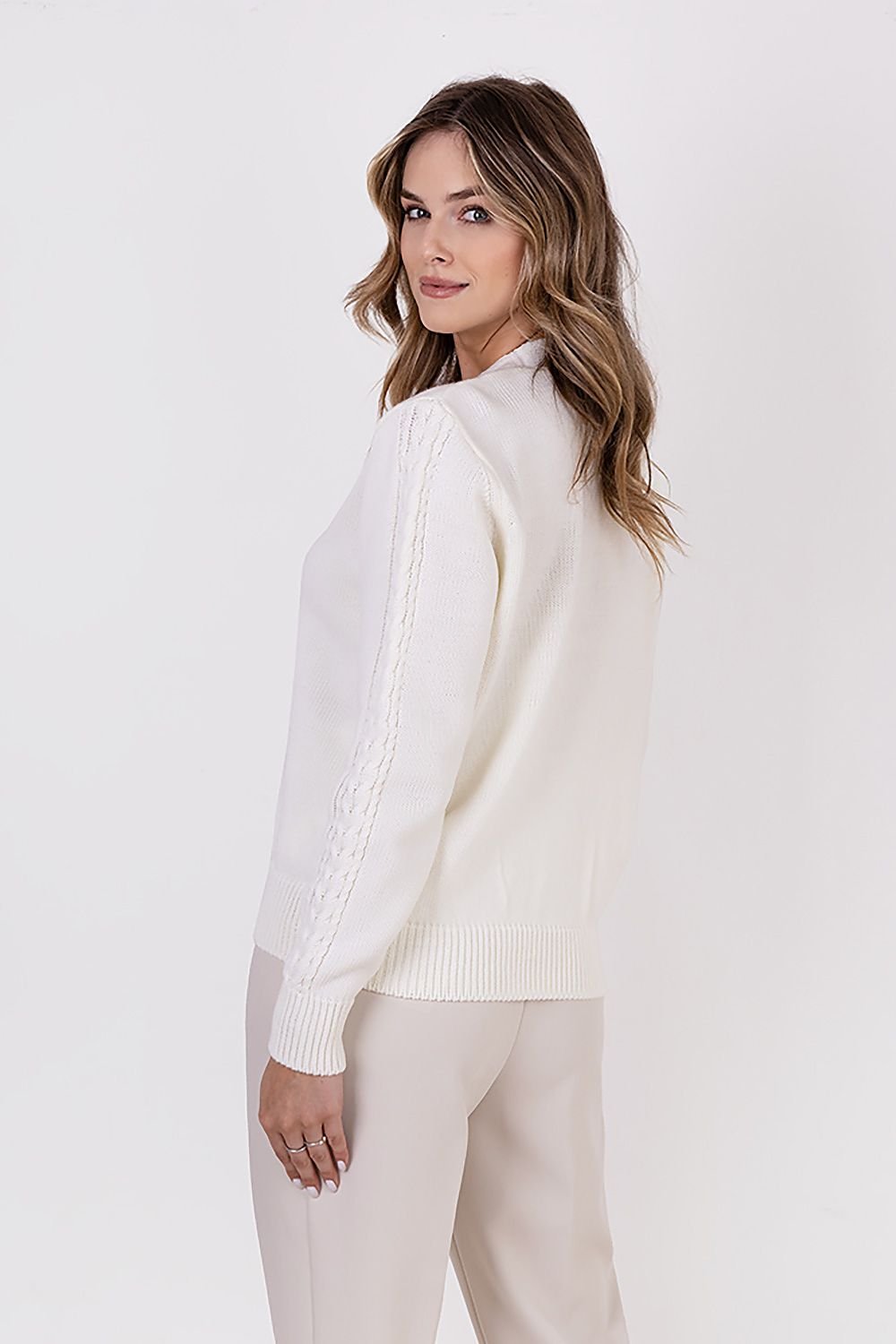 Cardigan model 187256 MKM