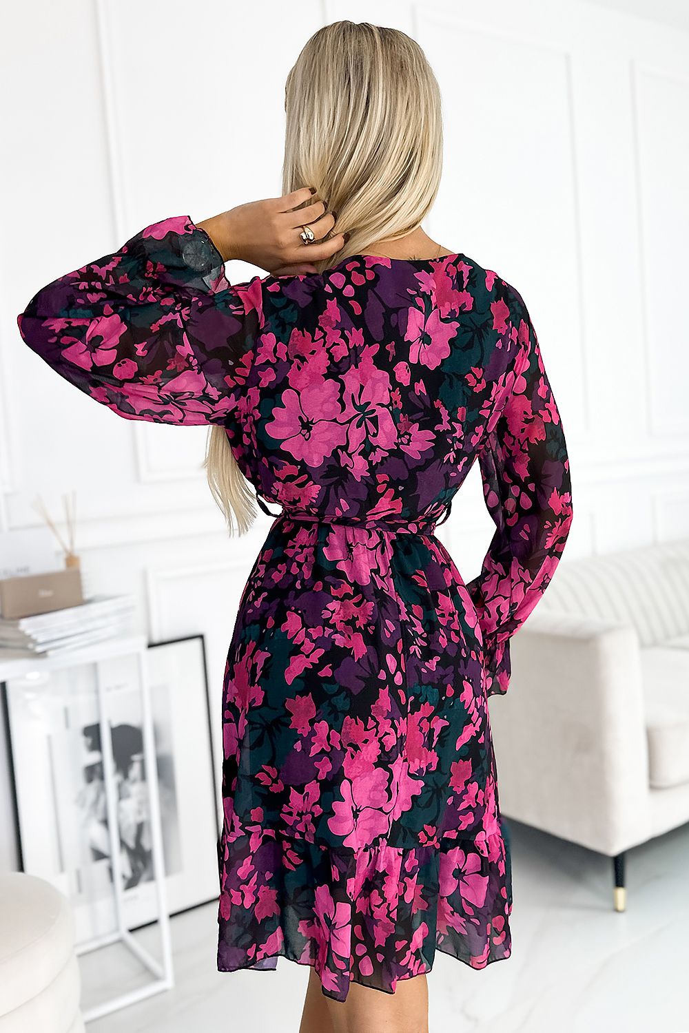 Cocktail dress model 190632 Numoco