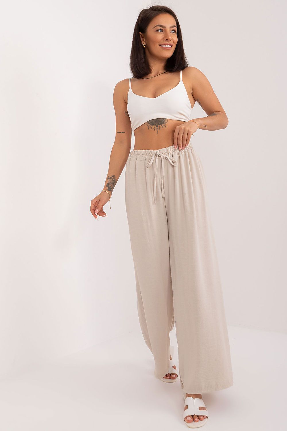 Women trousers model 194718 Italy Moda