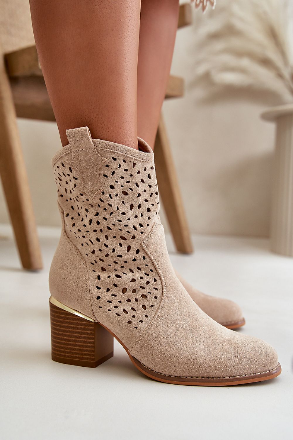 Heel boots model 199091 Step in style