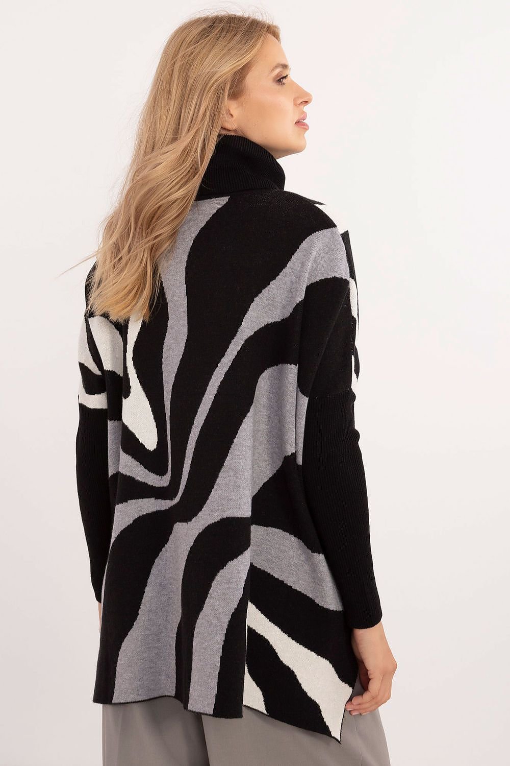 Turtleneck model 200414 Factory Price