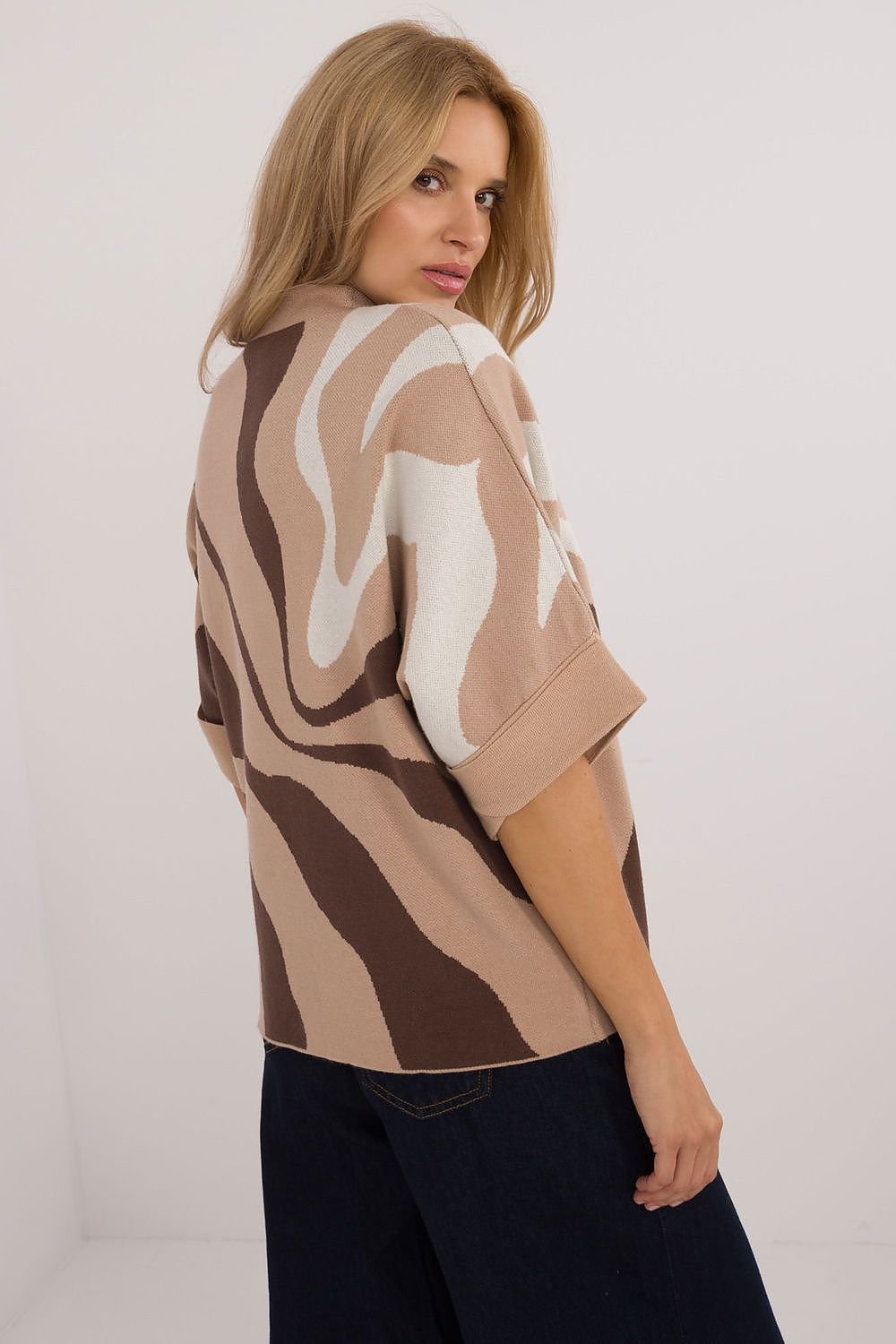 Jumper model 200416 Factory Price