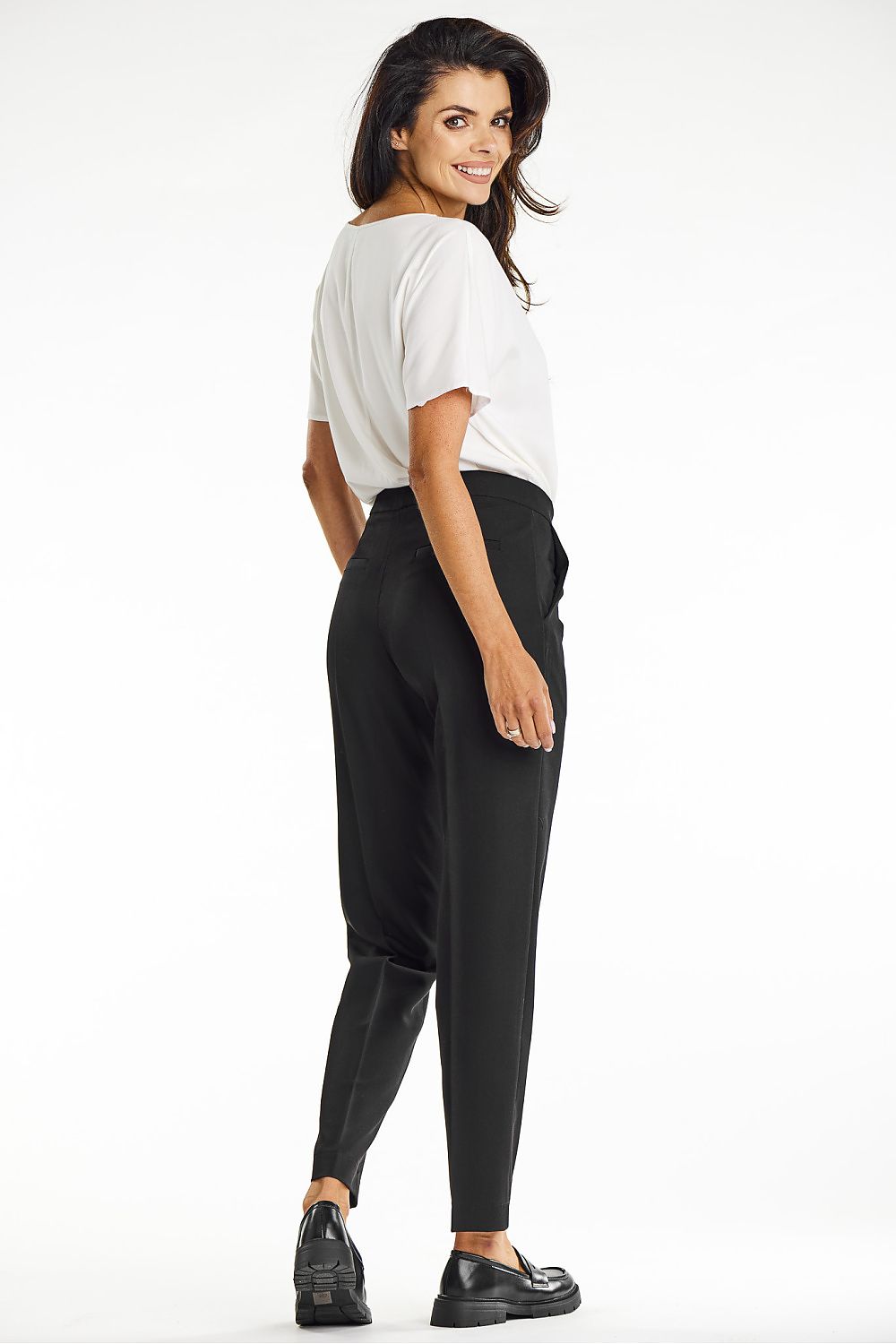 Women trousers model 200570 awama