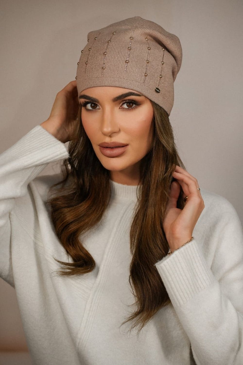 Cap model 205210 Kamea