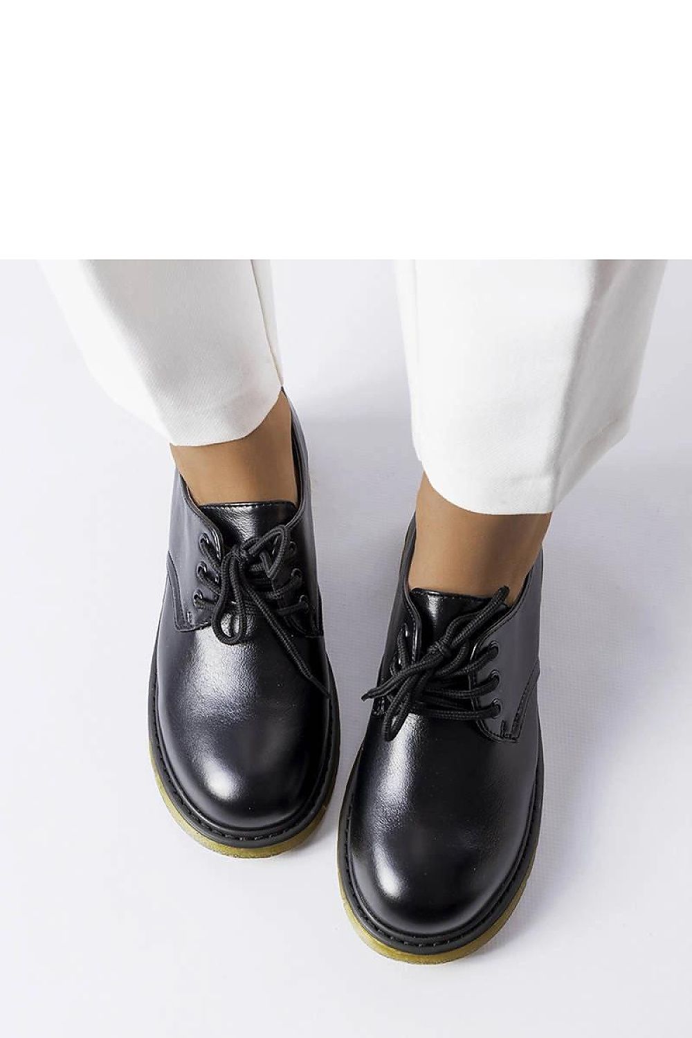 Half shoes model 207086 Solea
