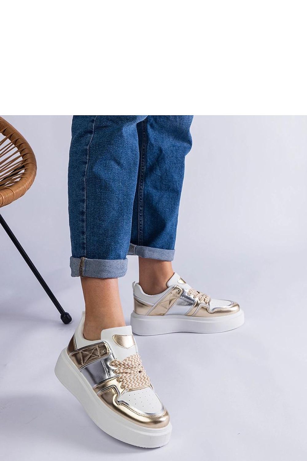 Sneakers model 207116 Solea