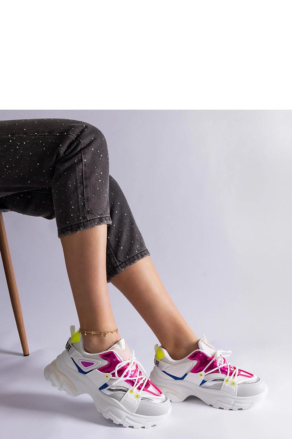Sneakers model 207167 Solea