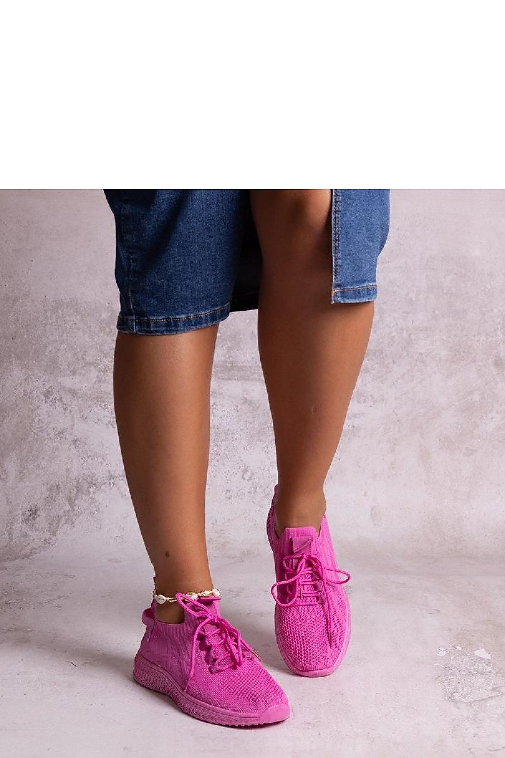 Sneakers model 207228 Solea