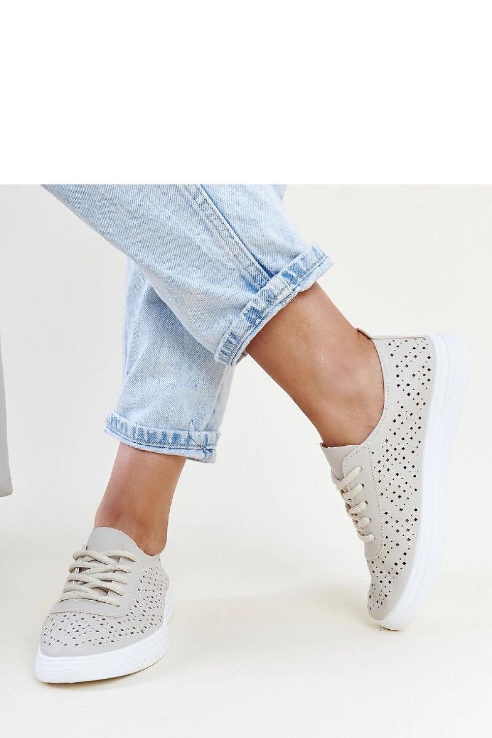Sneakers model 207322 Solea