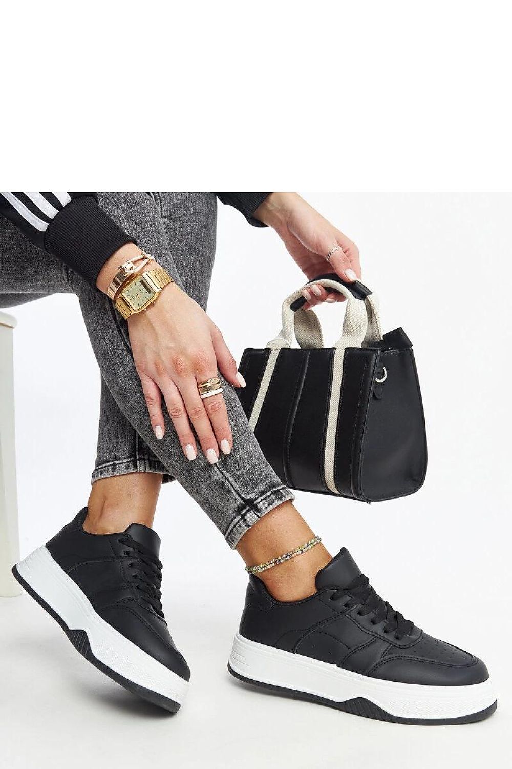 Sneakers model 207409 Solea