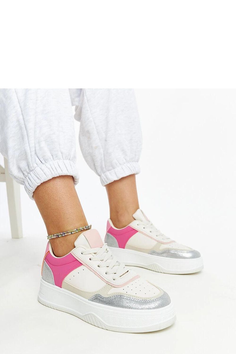 Sneakers model 207410 Solea
