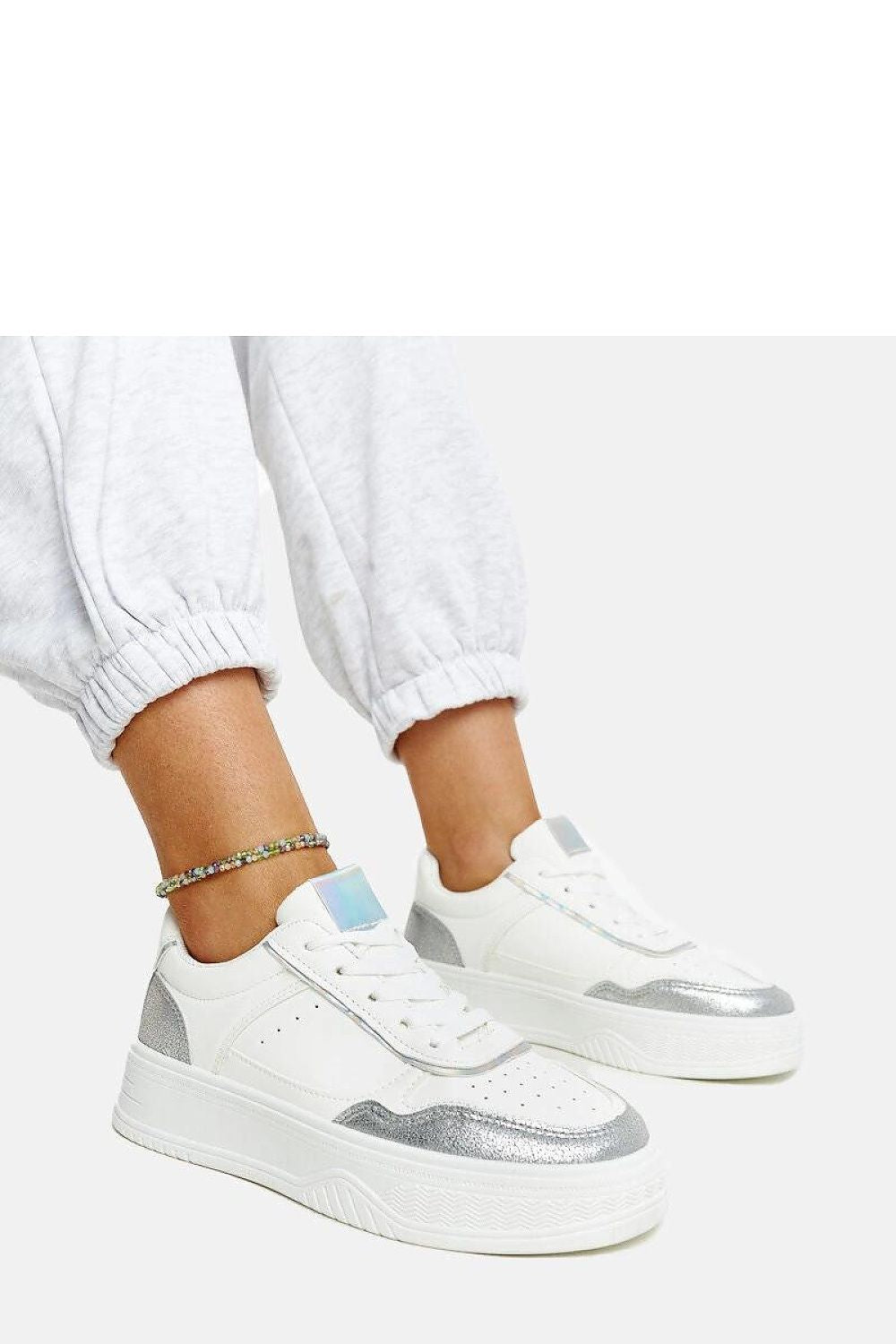 Sneakers model 207411 Solea