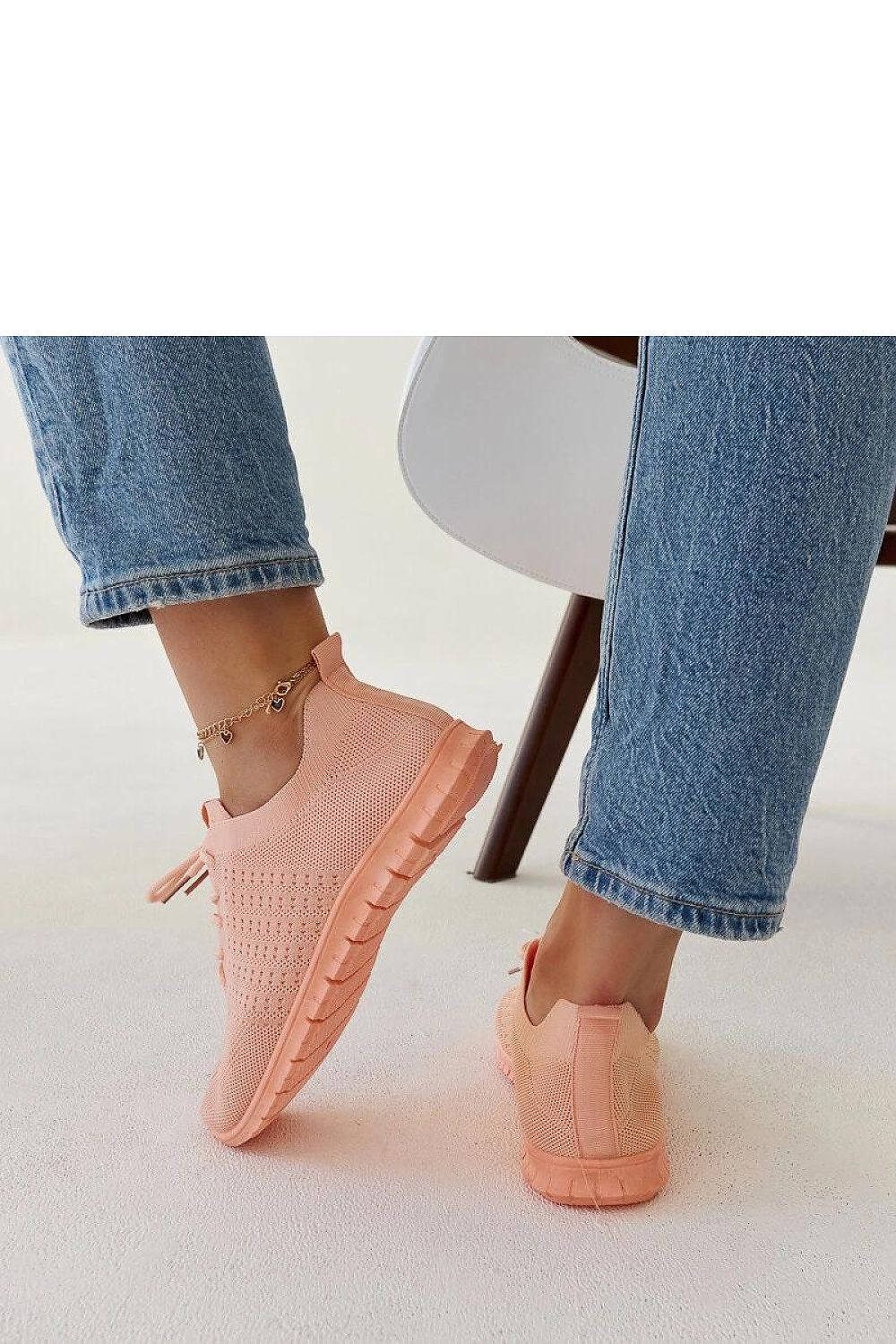 Sneakers model 207523 Solea