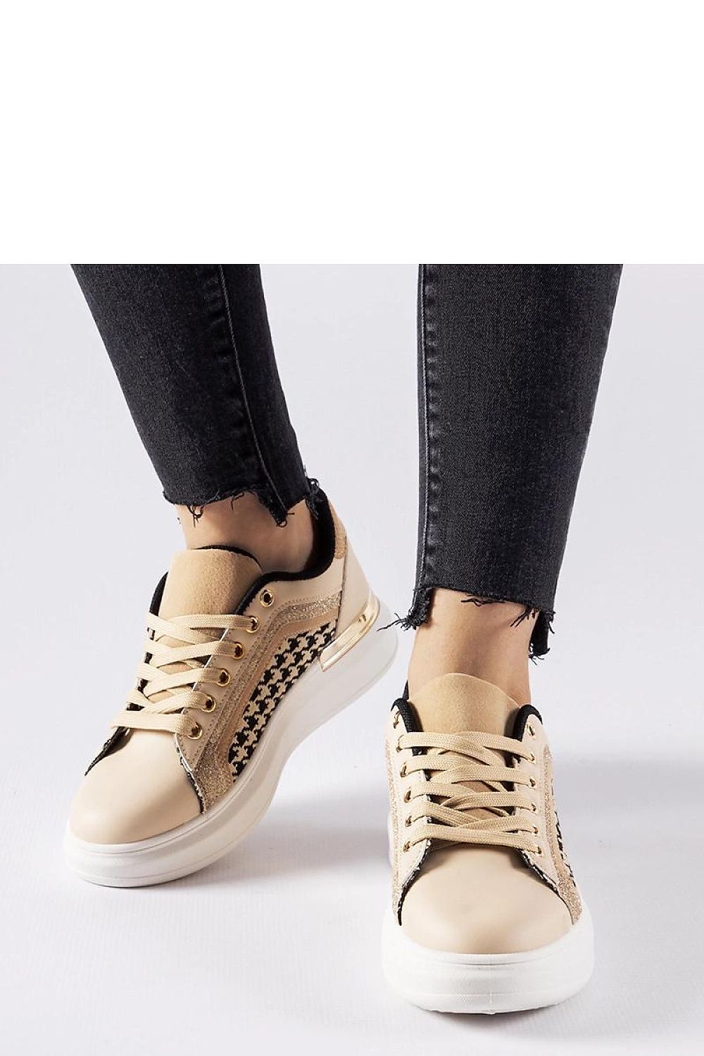 Sneakers model 207579 Solea