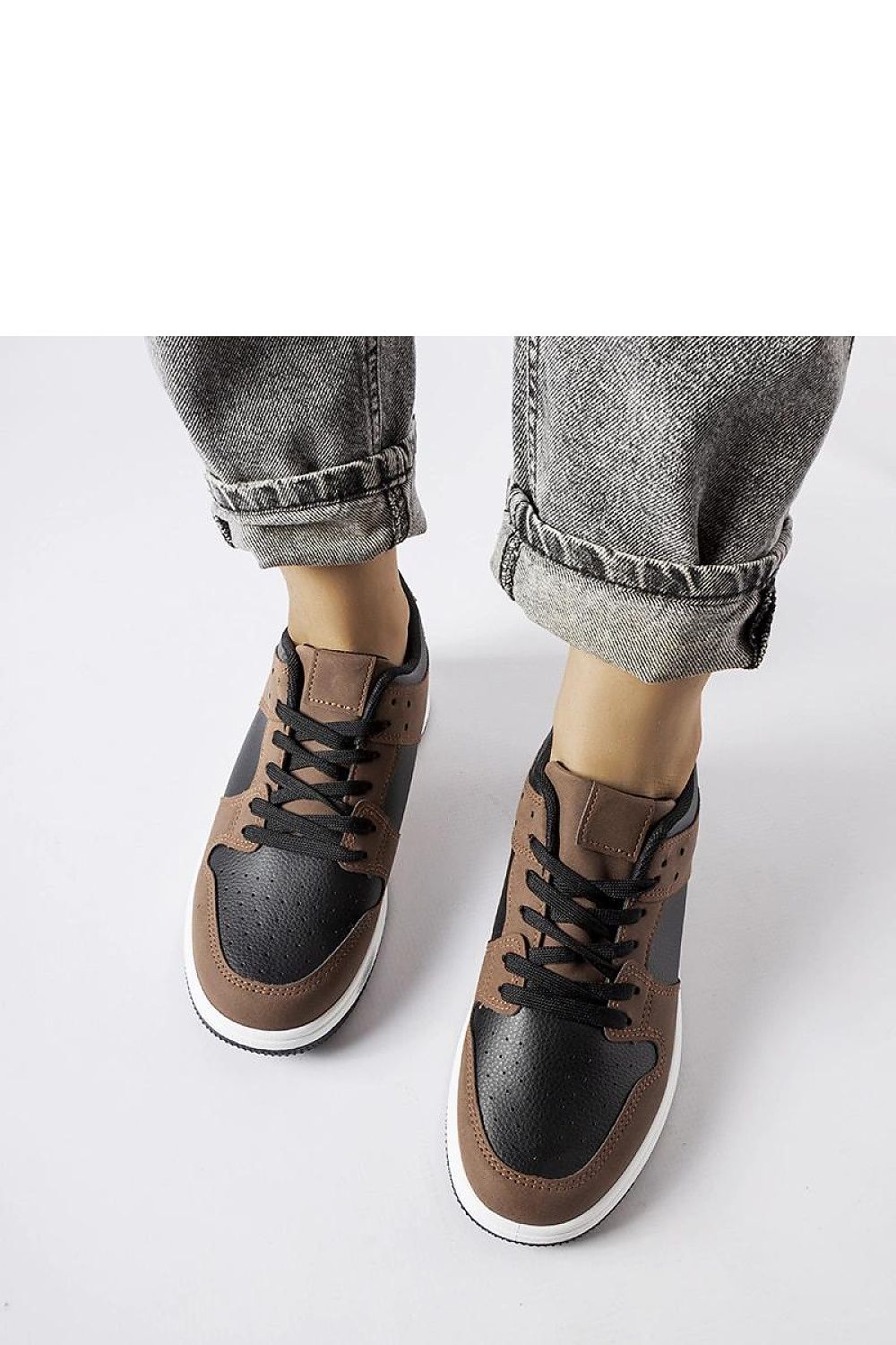 Sneakers model 207707 Solea