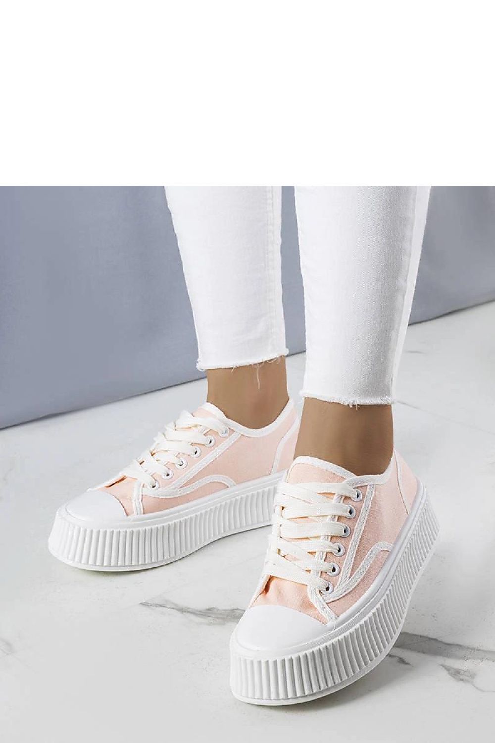 Sneakers model 207991 Solea