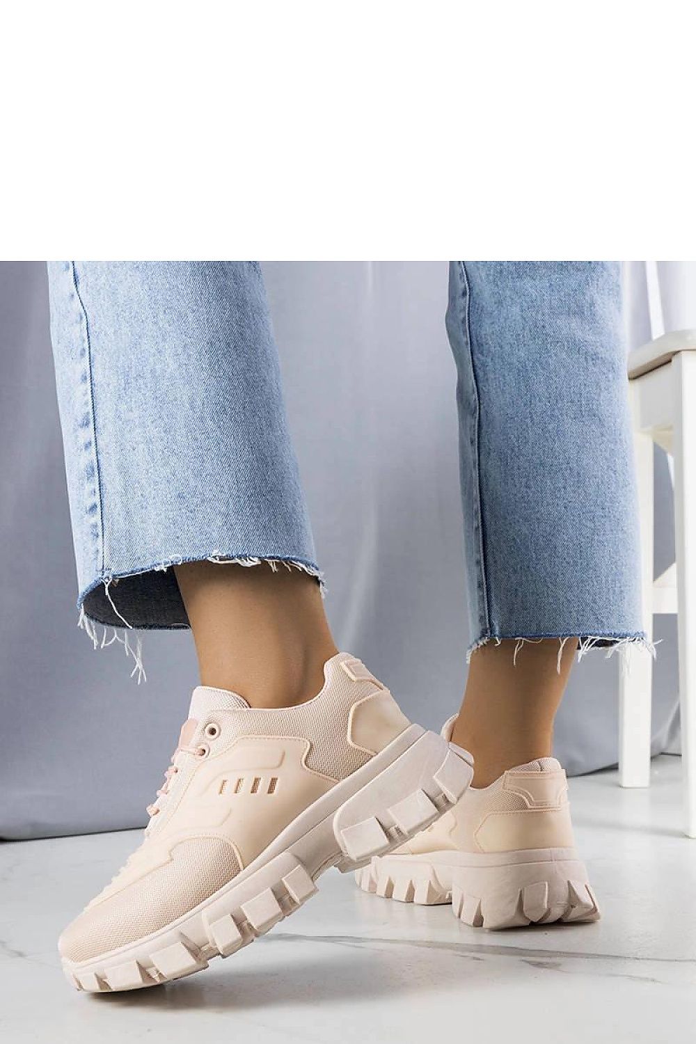 Sneakers model 208002 Solea