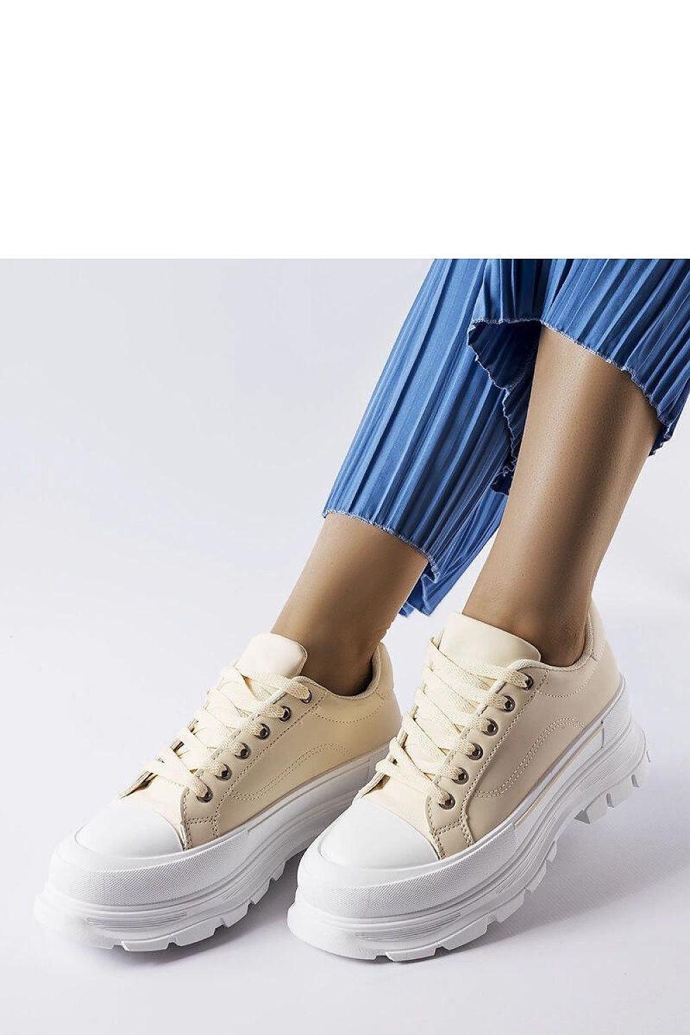 Sneakers model 208015 Solea