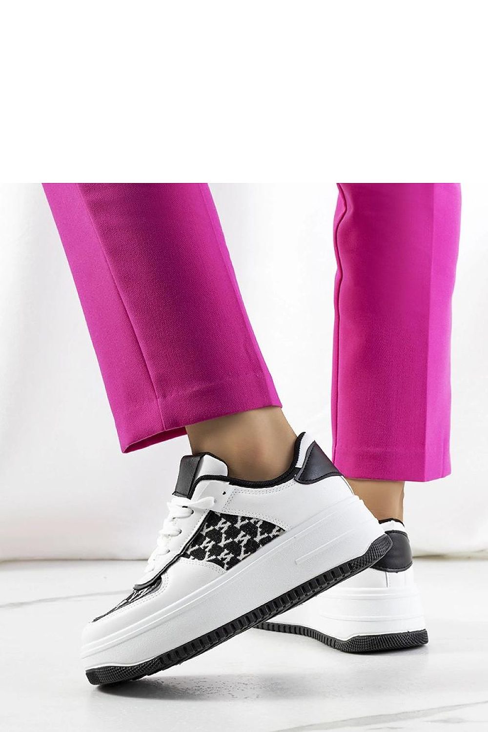 Sneakers model 208034 Solea