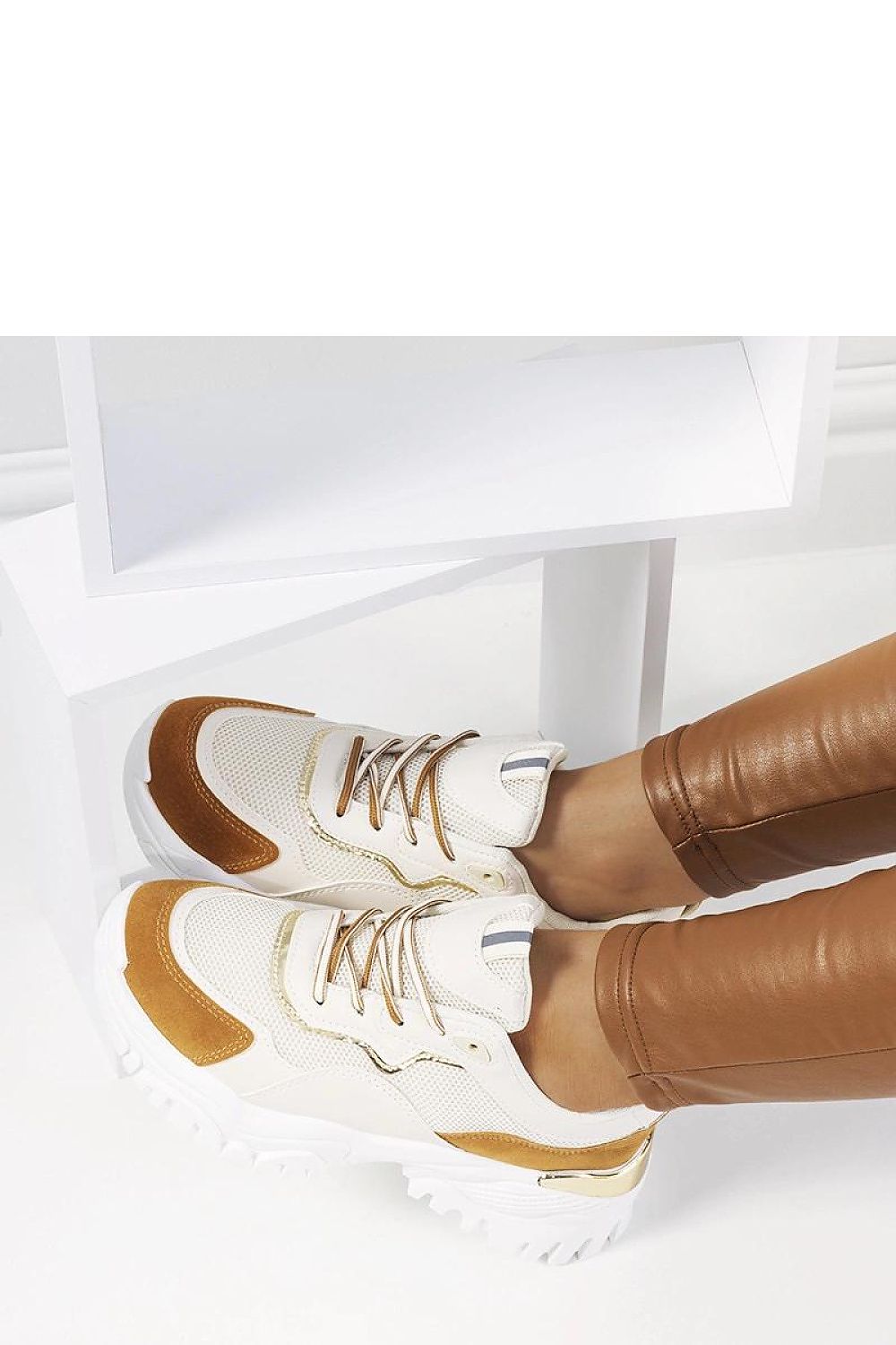 Sneakers model 208049 Solea