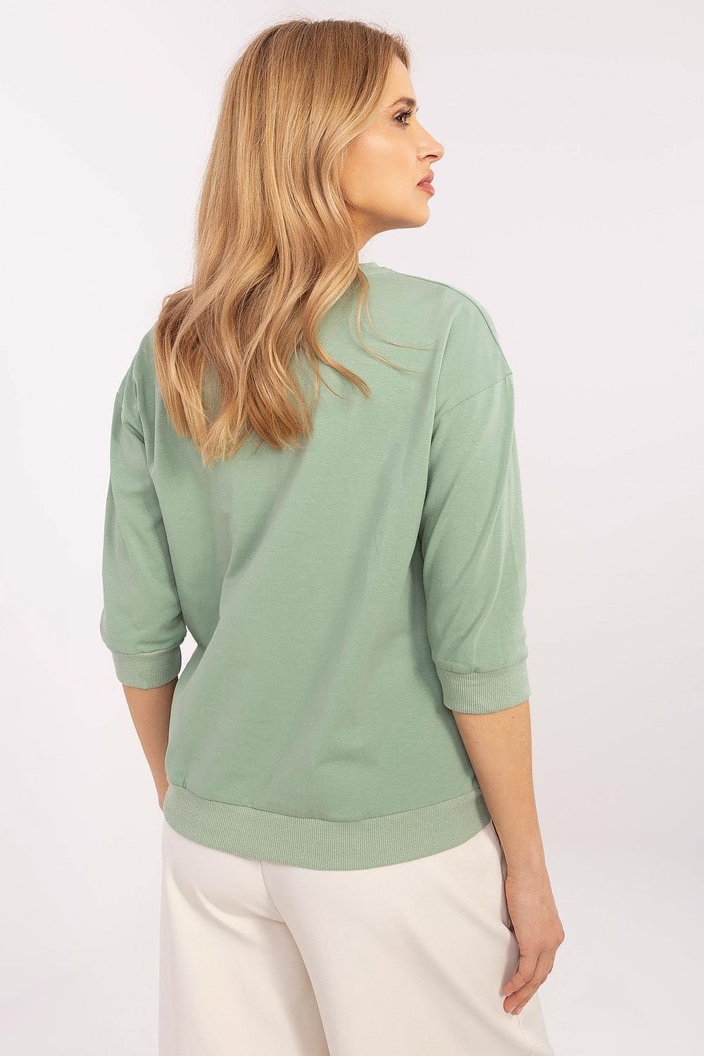 Blouse model 208218 Relevance