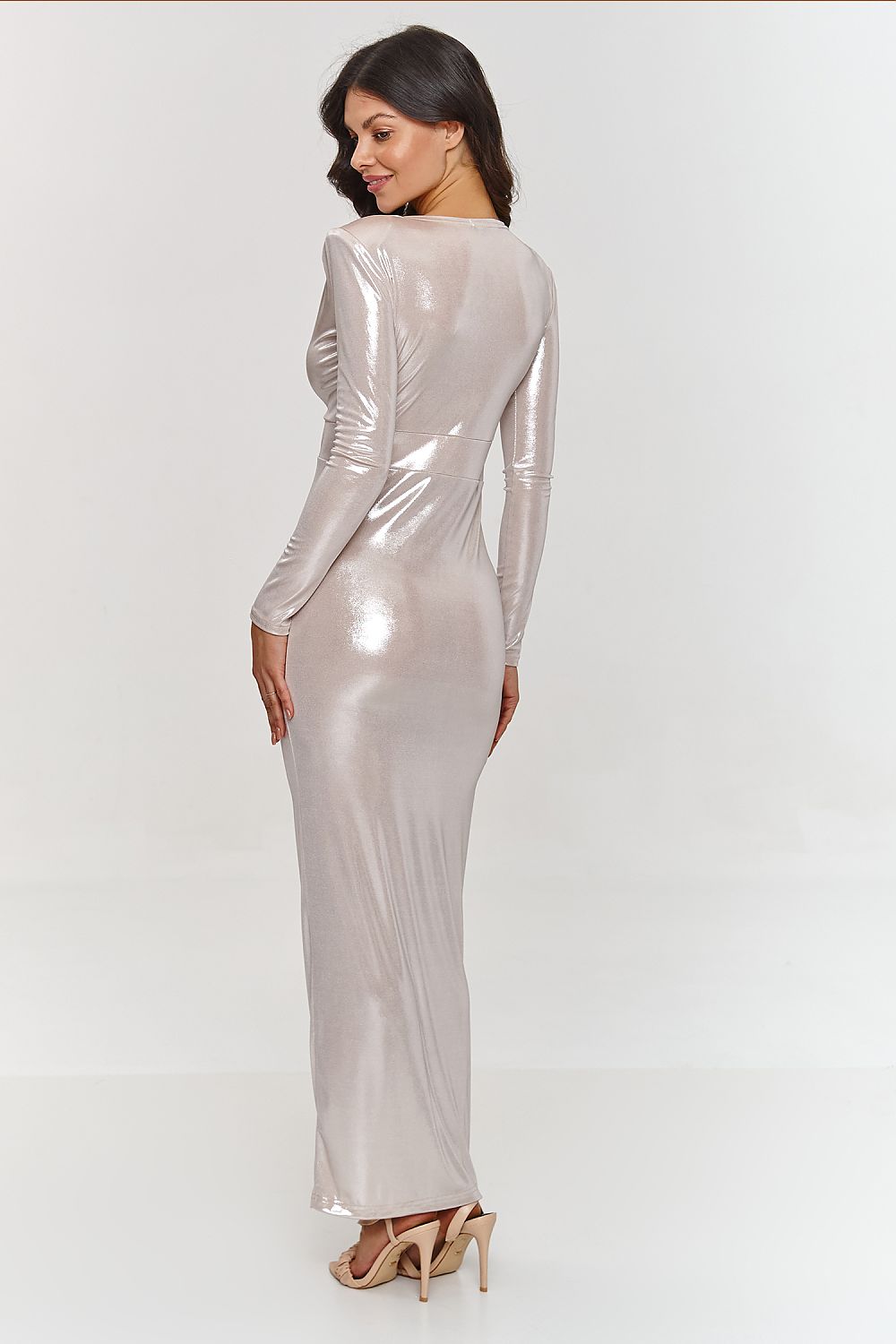 Long dress model 209575 Makadamia