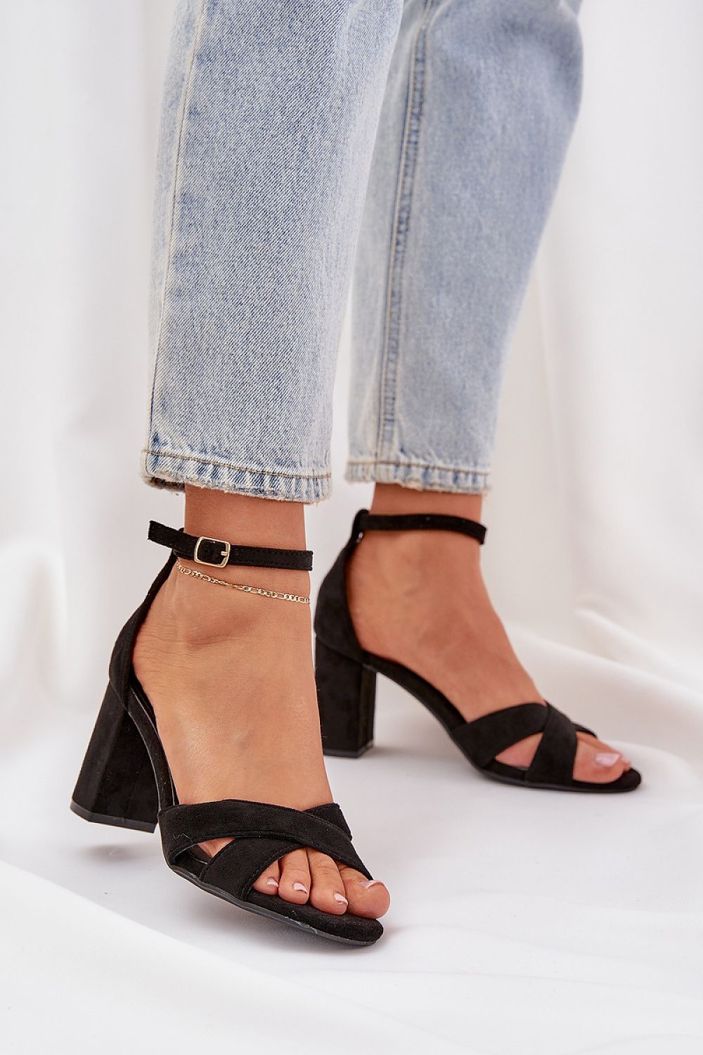 Heel sandals model 210152 Step in style