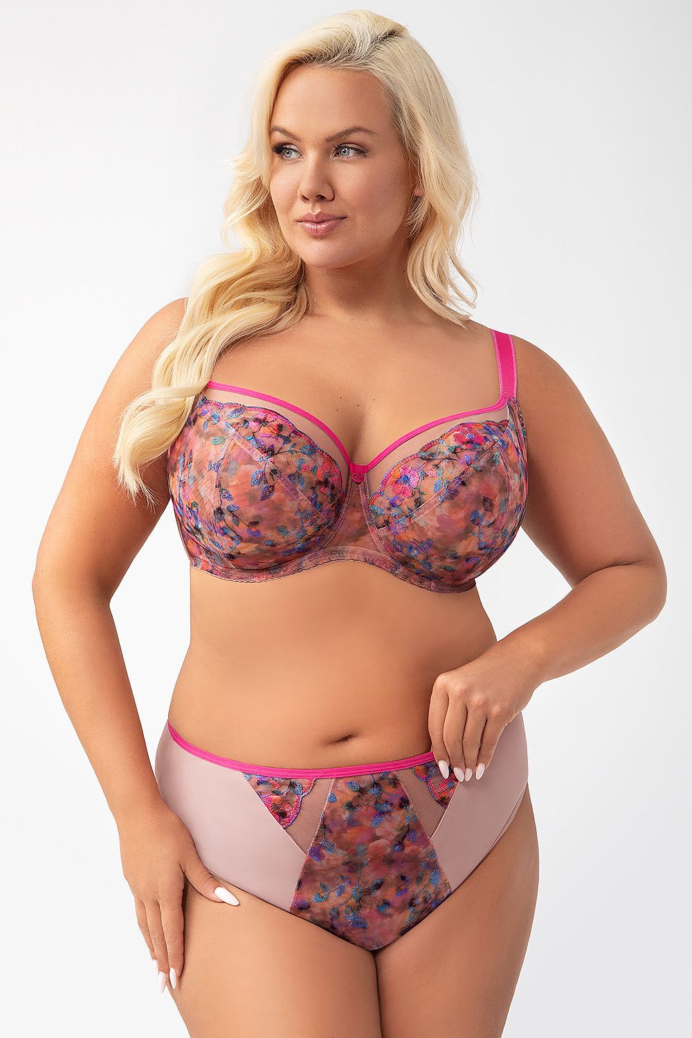 Brazilian style panties model 212773 Gorsenia Lingerie