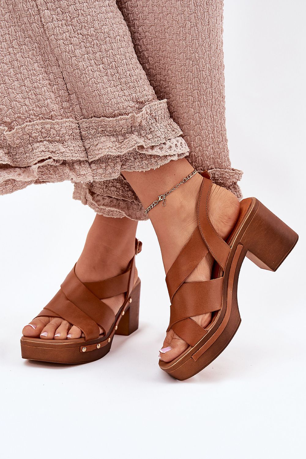 Heel sandals model 214390 Step in style