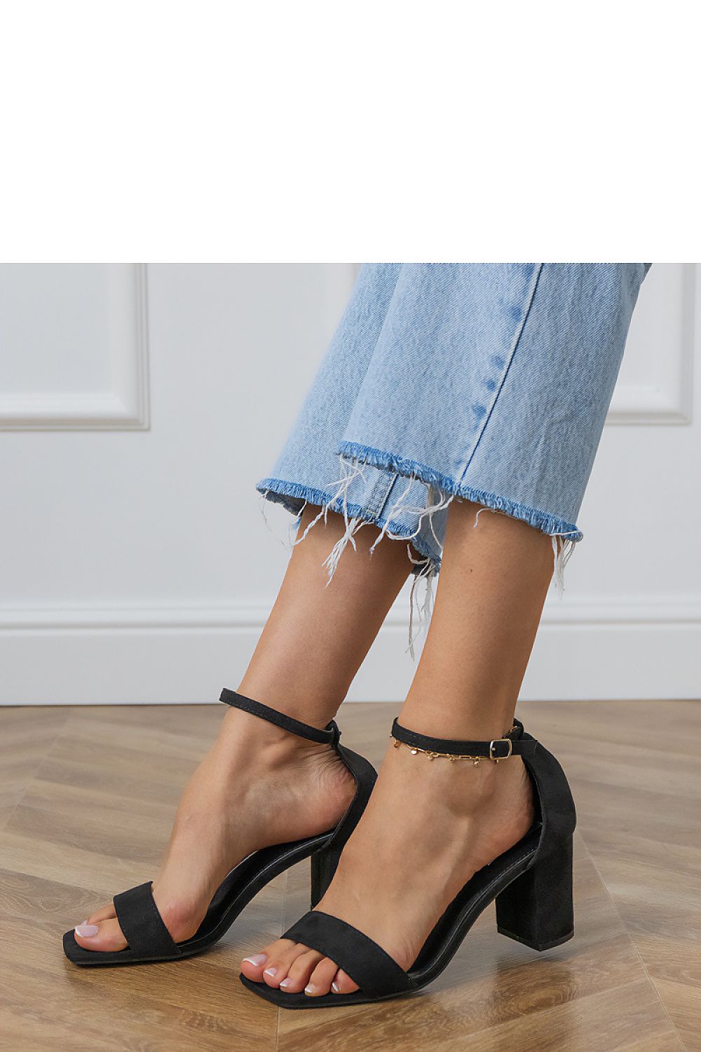 Heel sandals model 214592 PRIMO