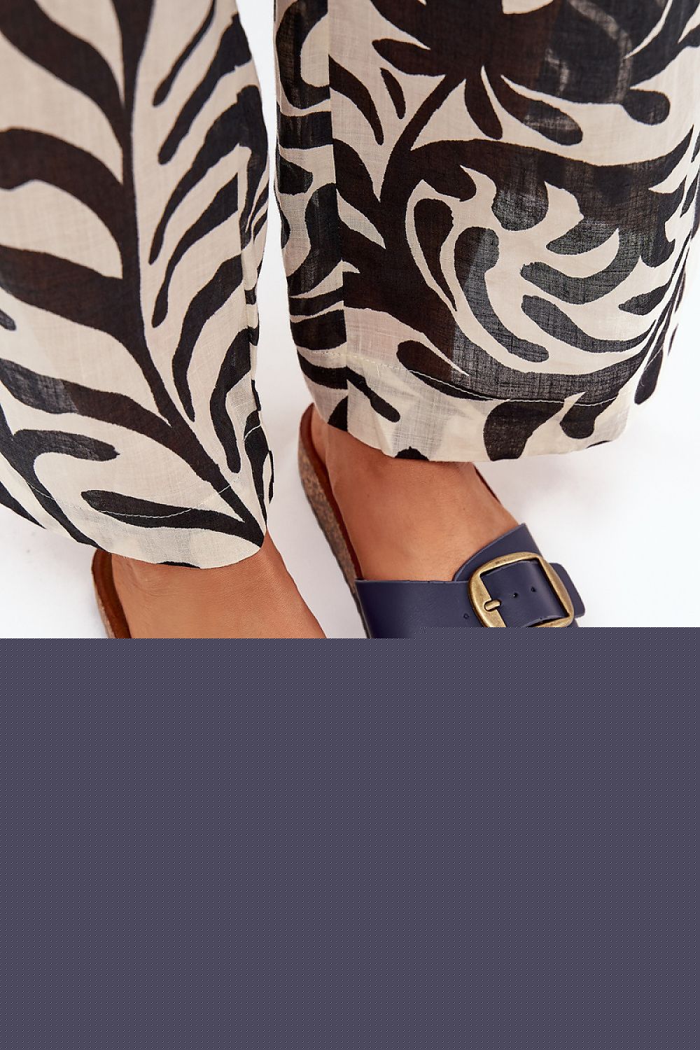 Flip-flops model 216081 Step in style