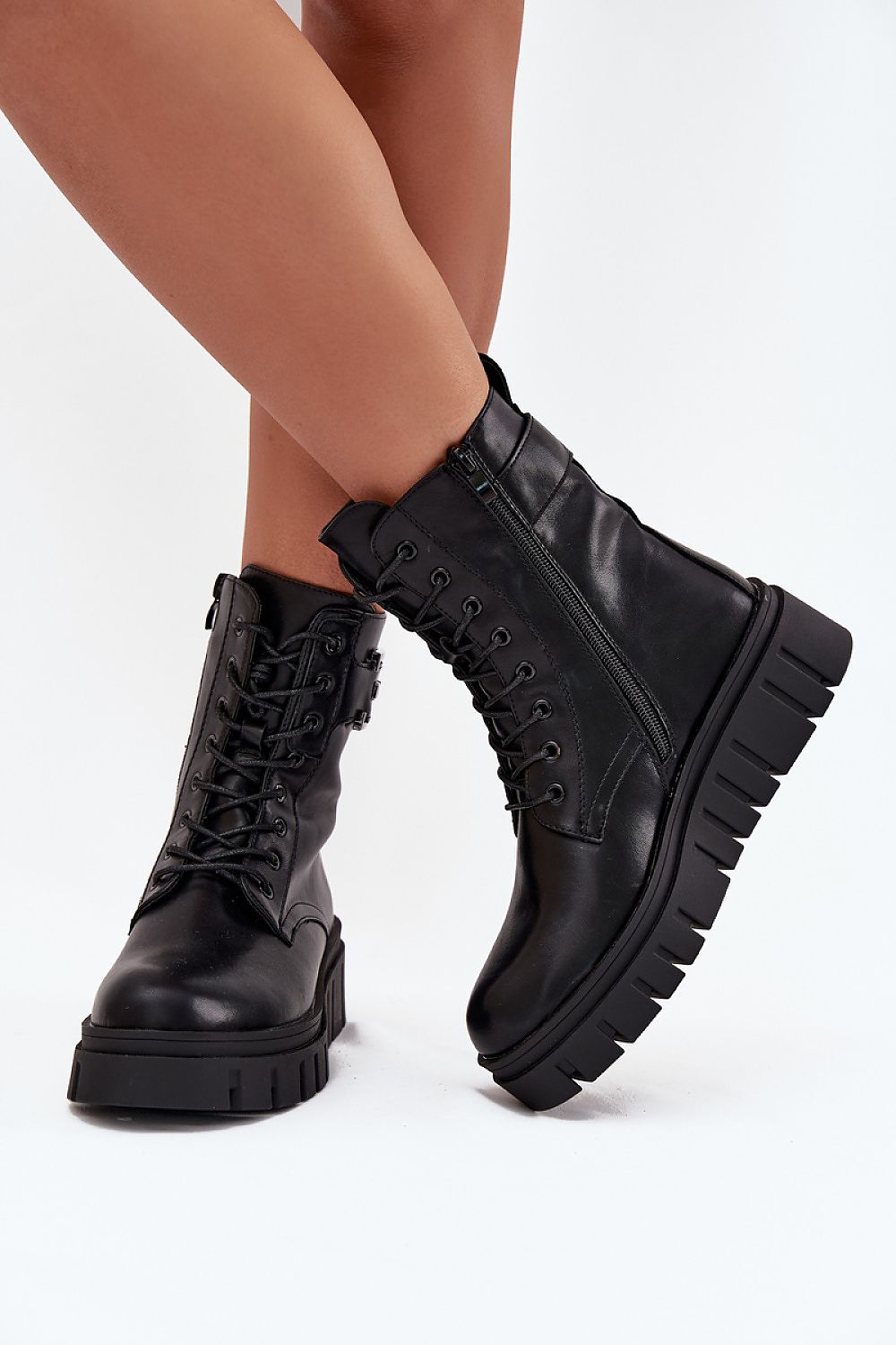 Boots model 216848 Step in style