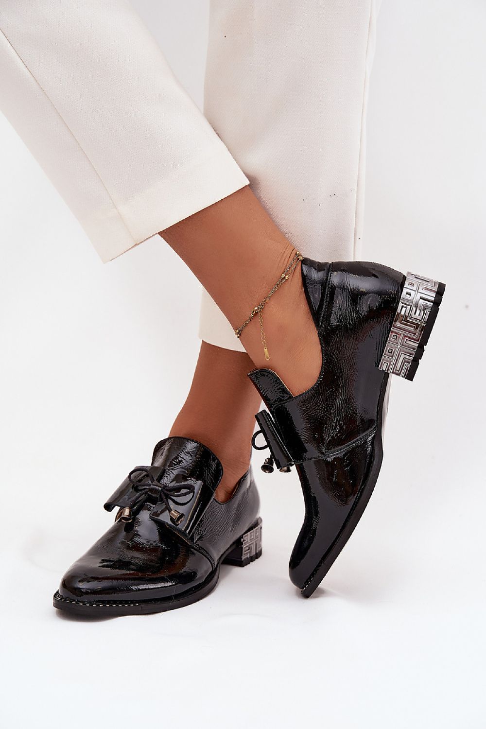 Heeled low shoes model 217839 Step in style