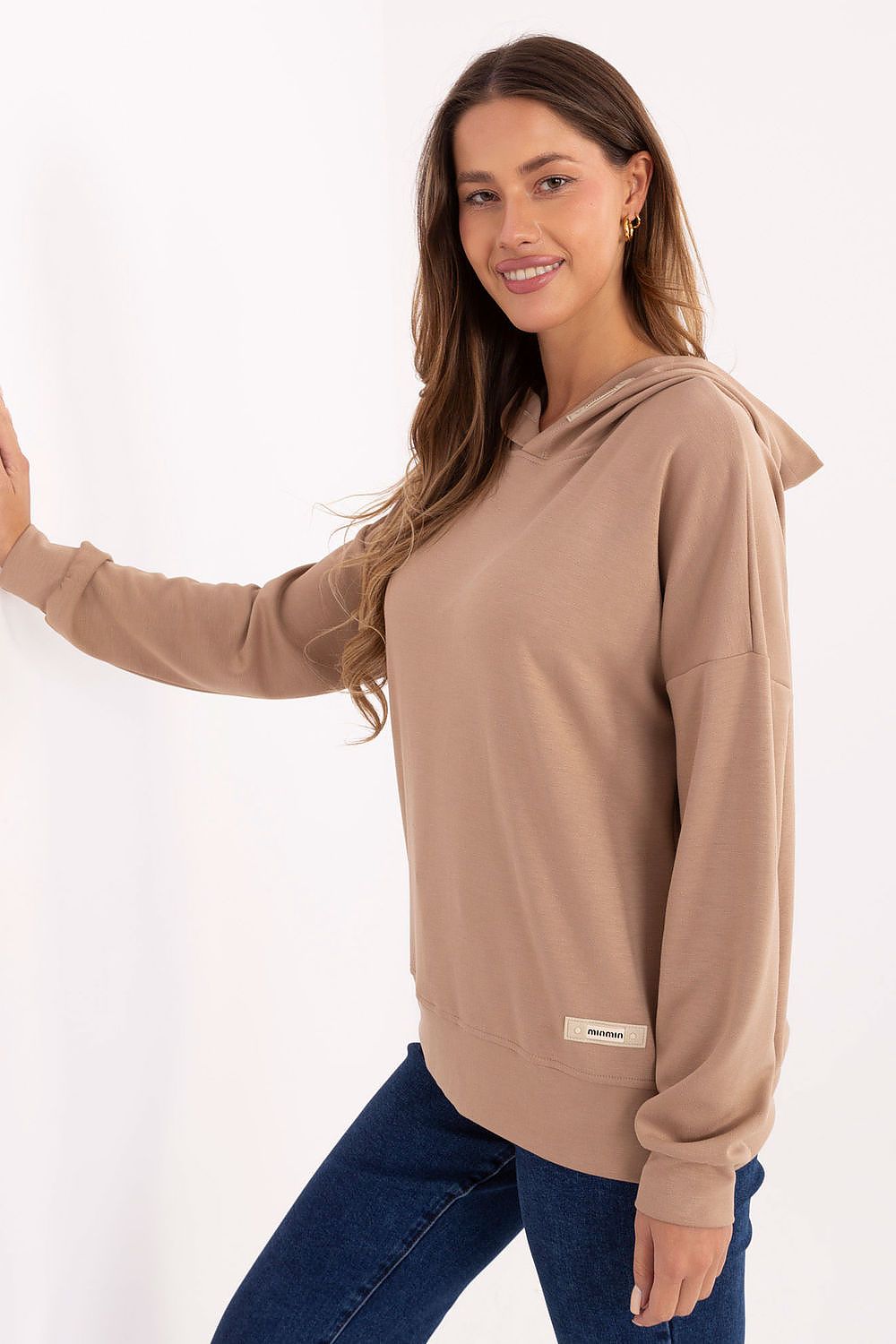 Sweatshirt model 220420 Relevance