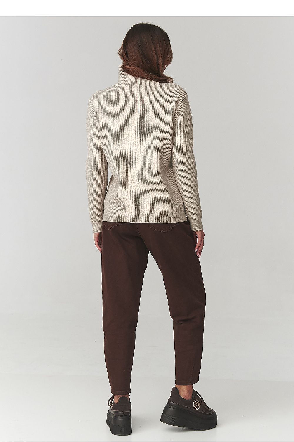Turtleneck model 220775 Makadamia
