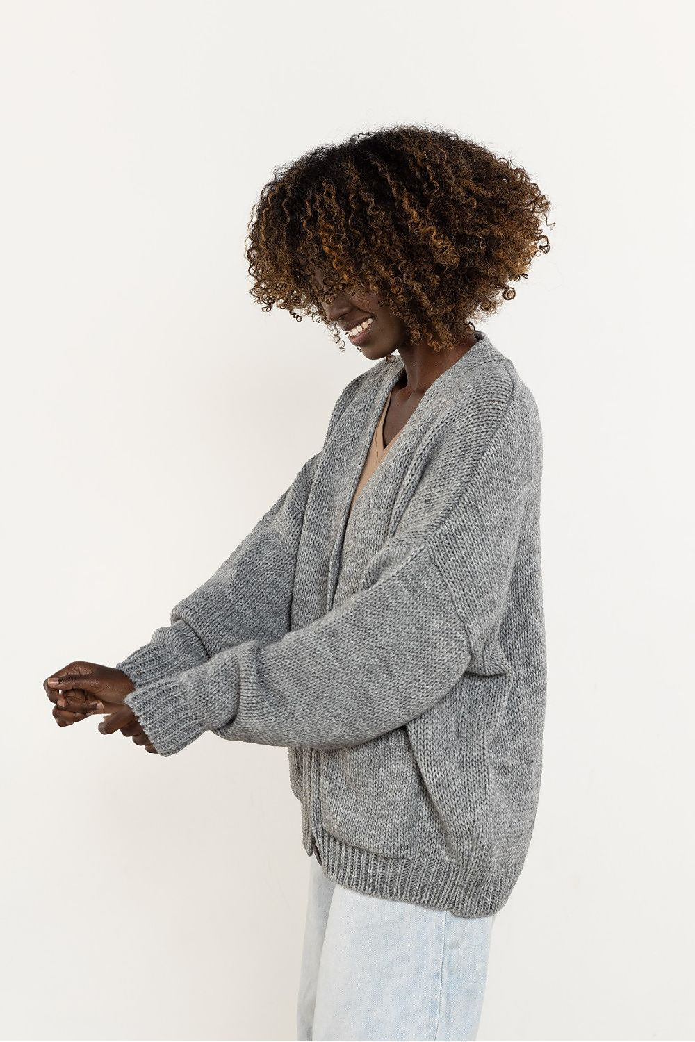Cardigan model 220854 awama