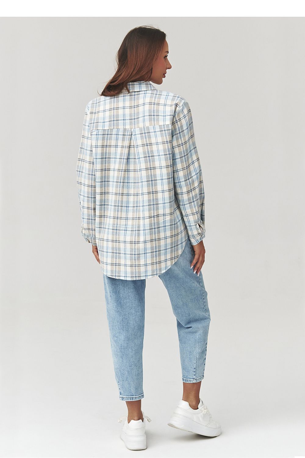 Long sleeve shirt model 223229 Makadamia