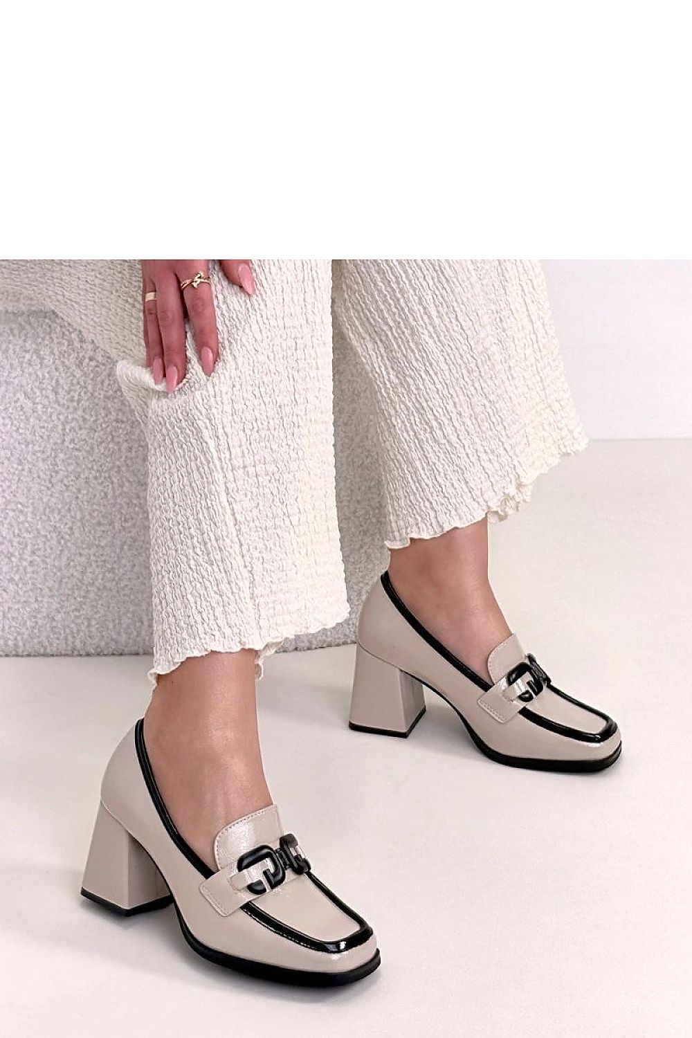 Heel pumps model 224588 Solea