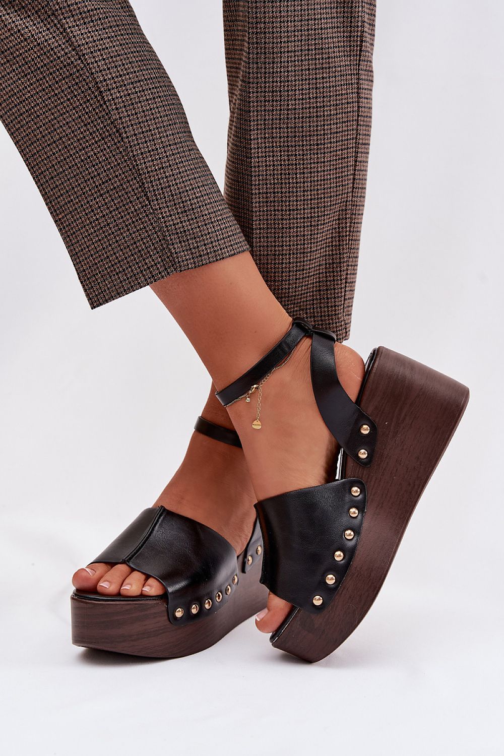 Buskin model 225119 Step in style