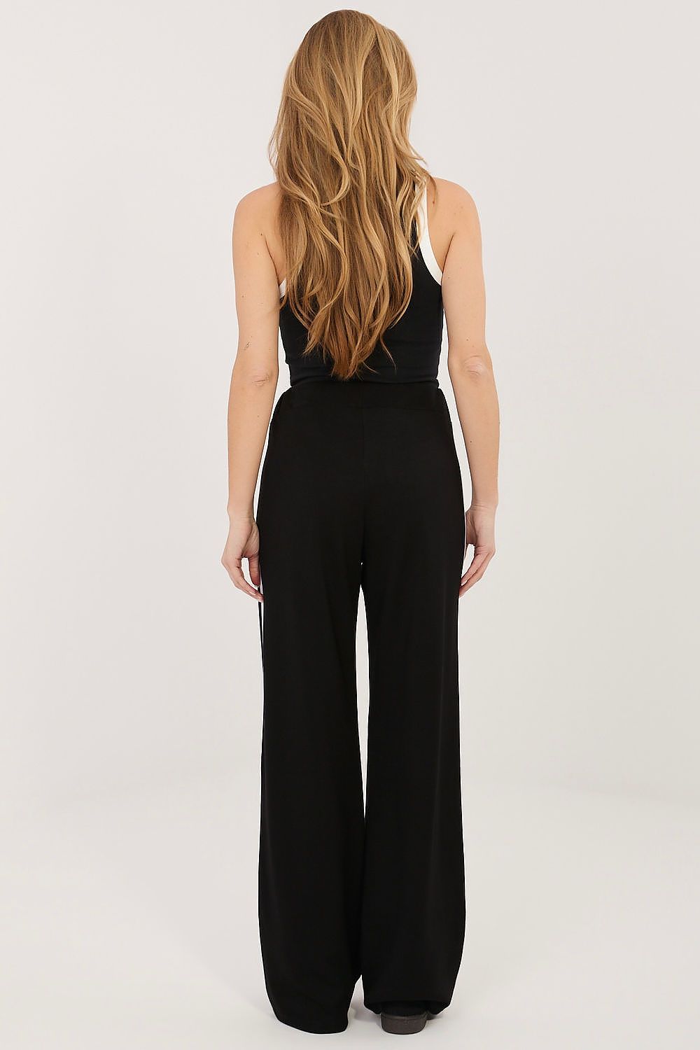 Tracksuit trousers model 226156 Relevance