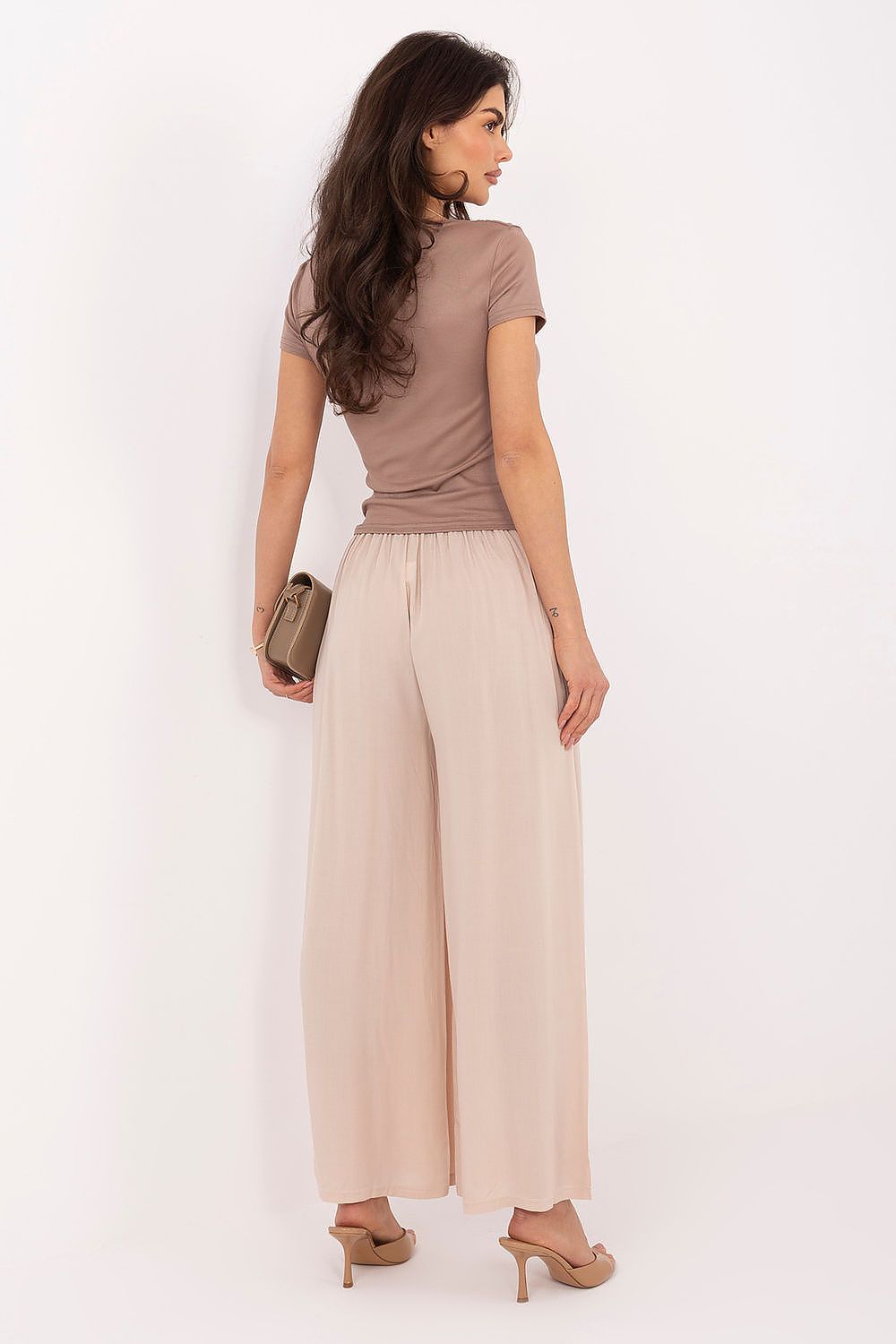 Women trousers model 226645 Italy Moda