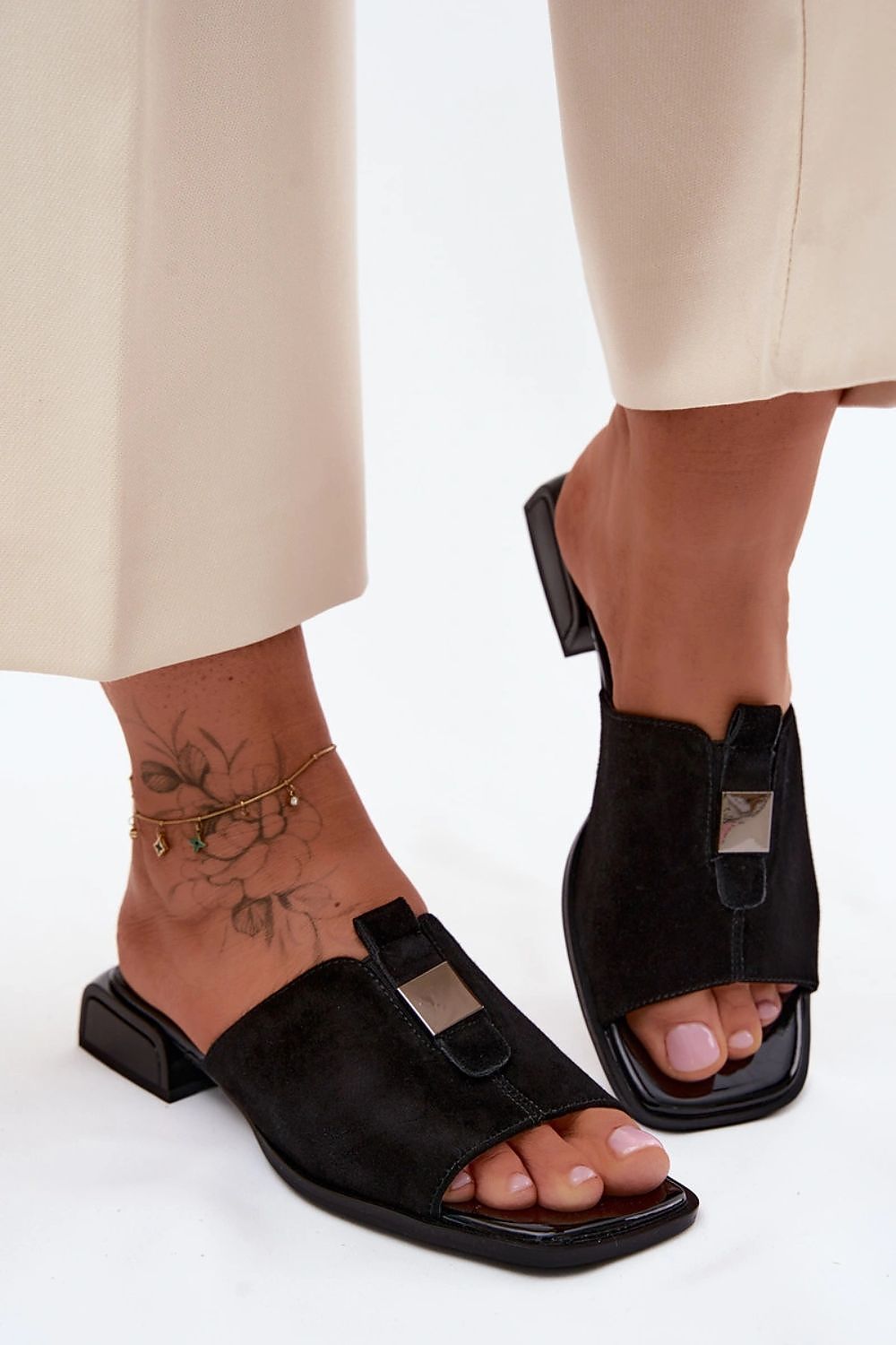 Flip-flops model 228382 Step in style