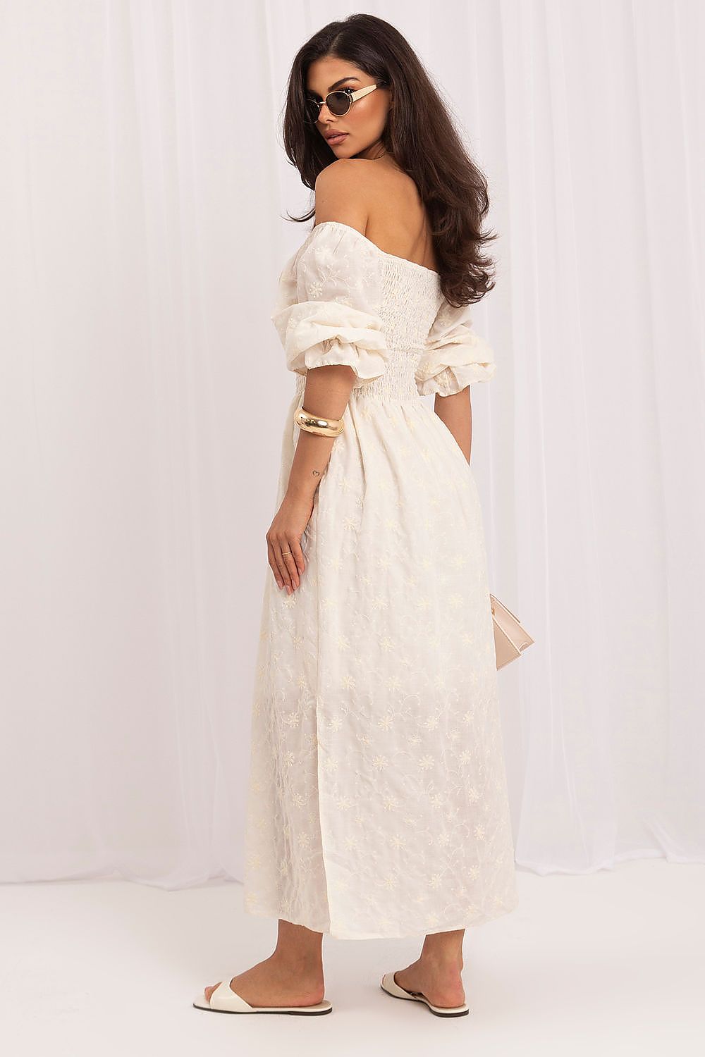Daydress model 230419 Lakerta