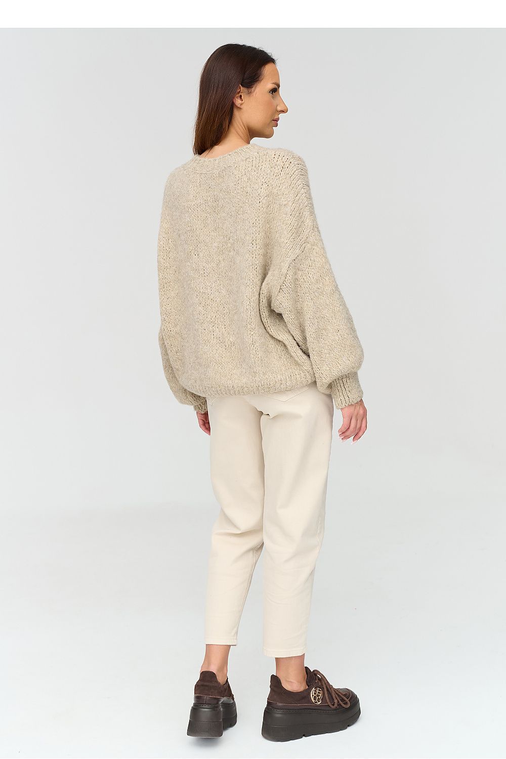 Jumper model 231987 Makadamia