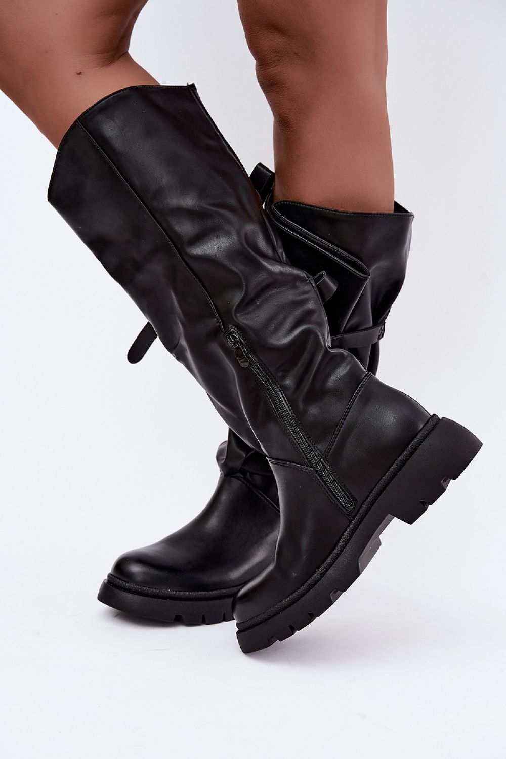 Thigh-Hight Boots model 232108 Step in style