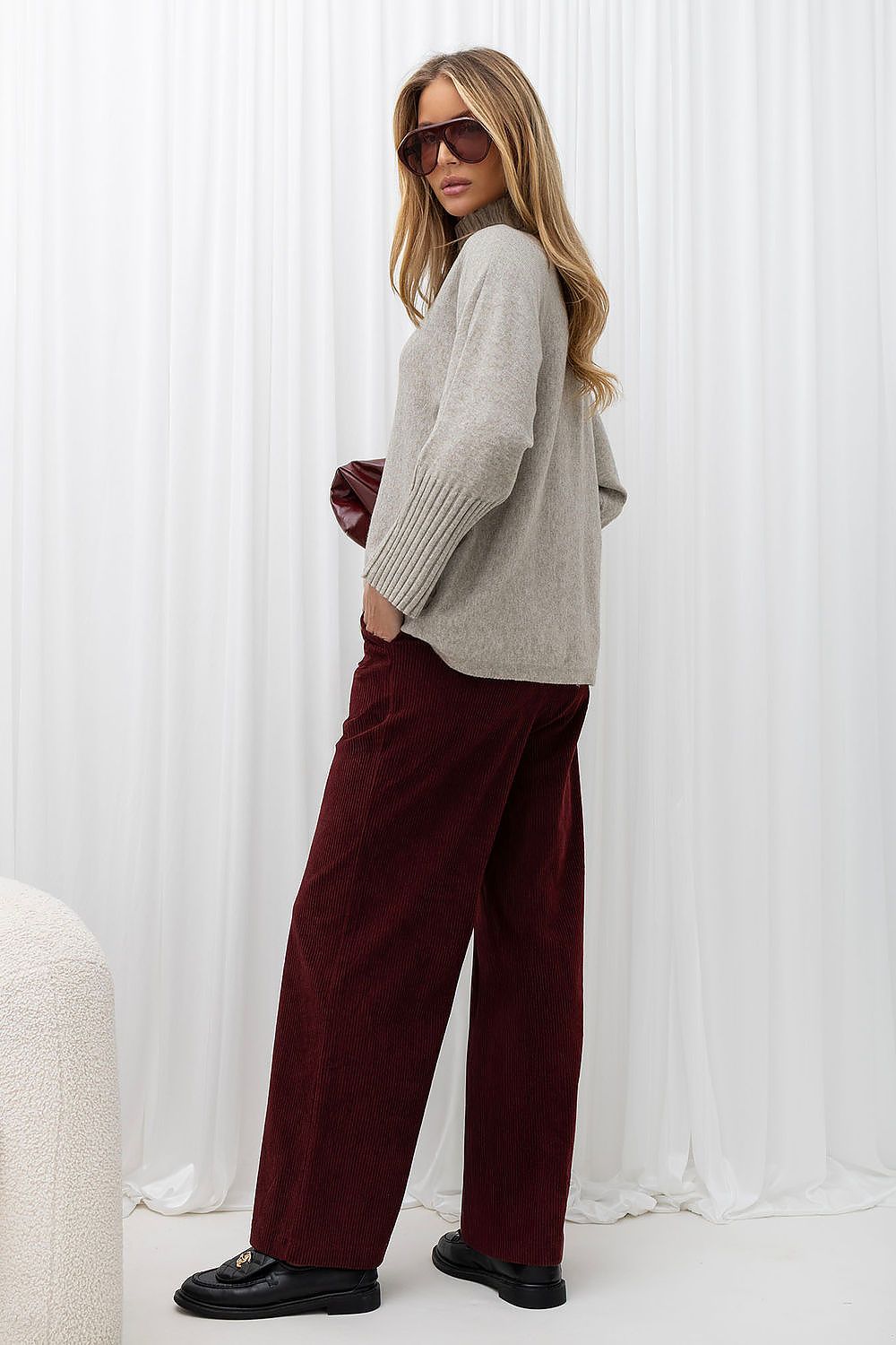 corduroy trousers model 232404 Italy Moda